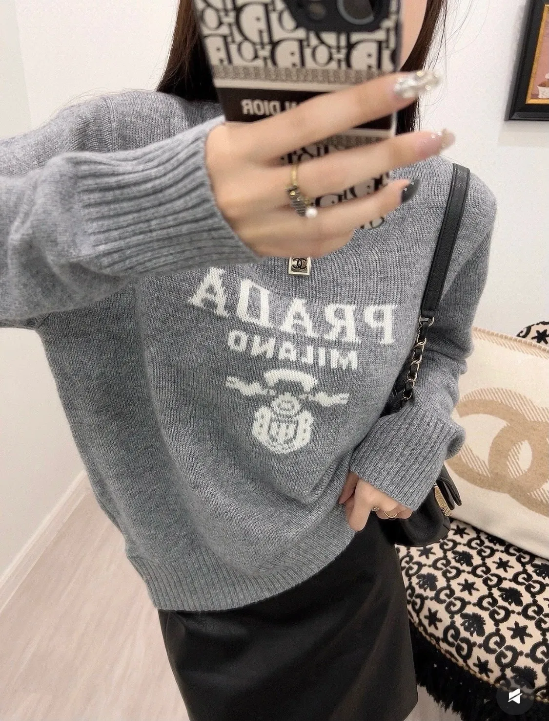 Prada/ 25Fw logo