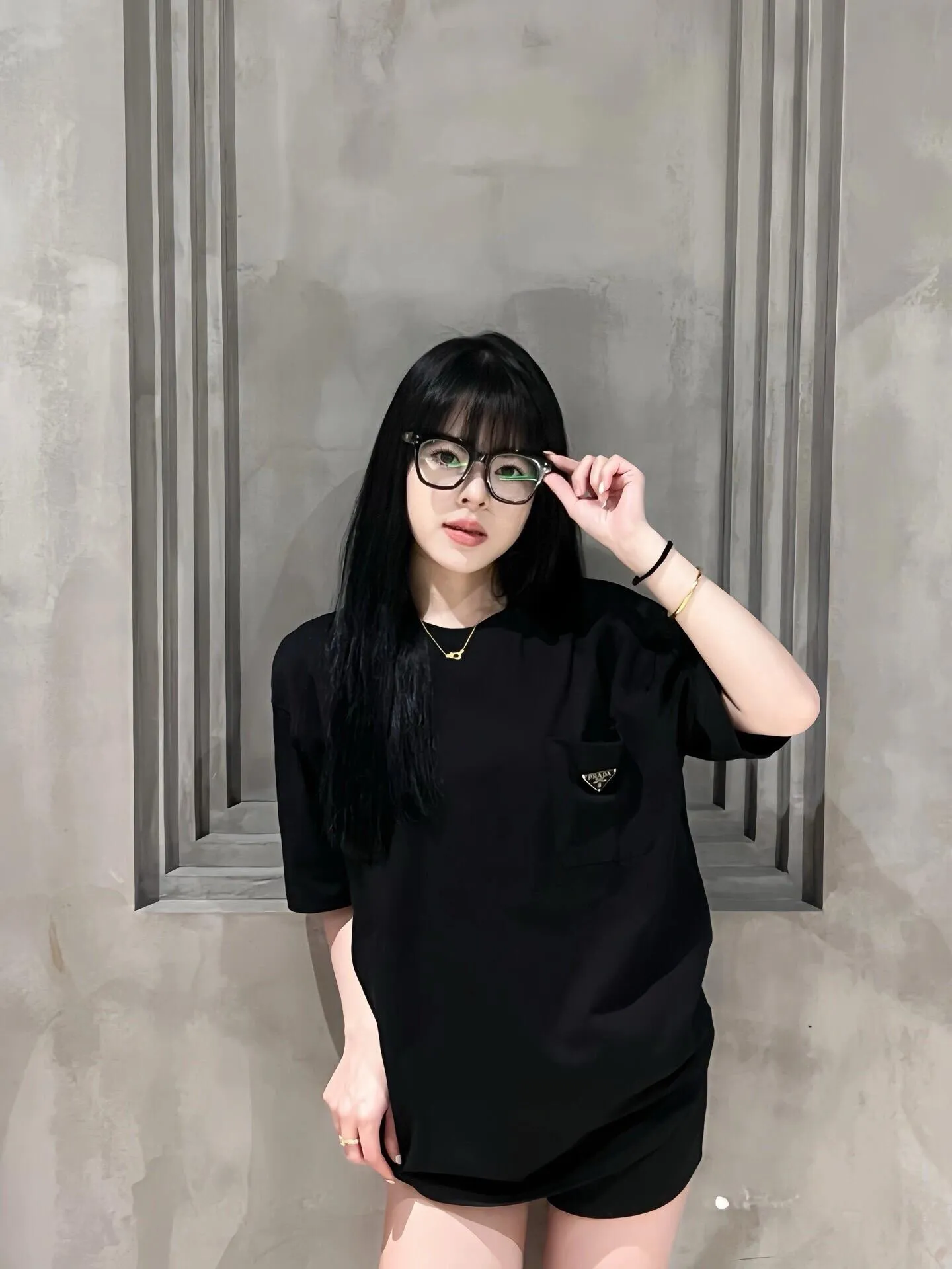Prada/ Classic