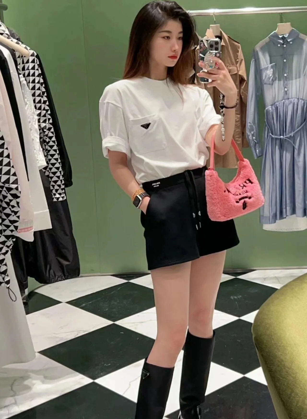 Prada/ Classic