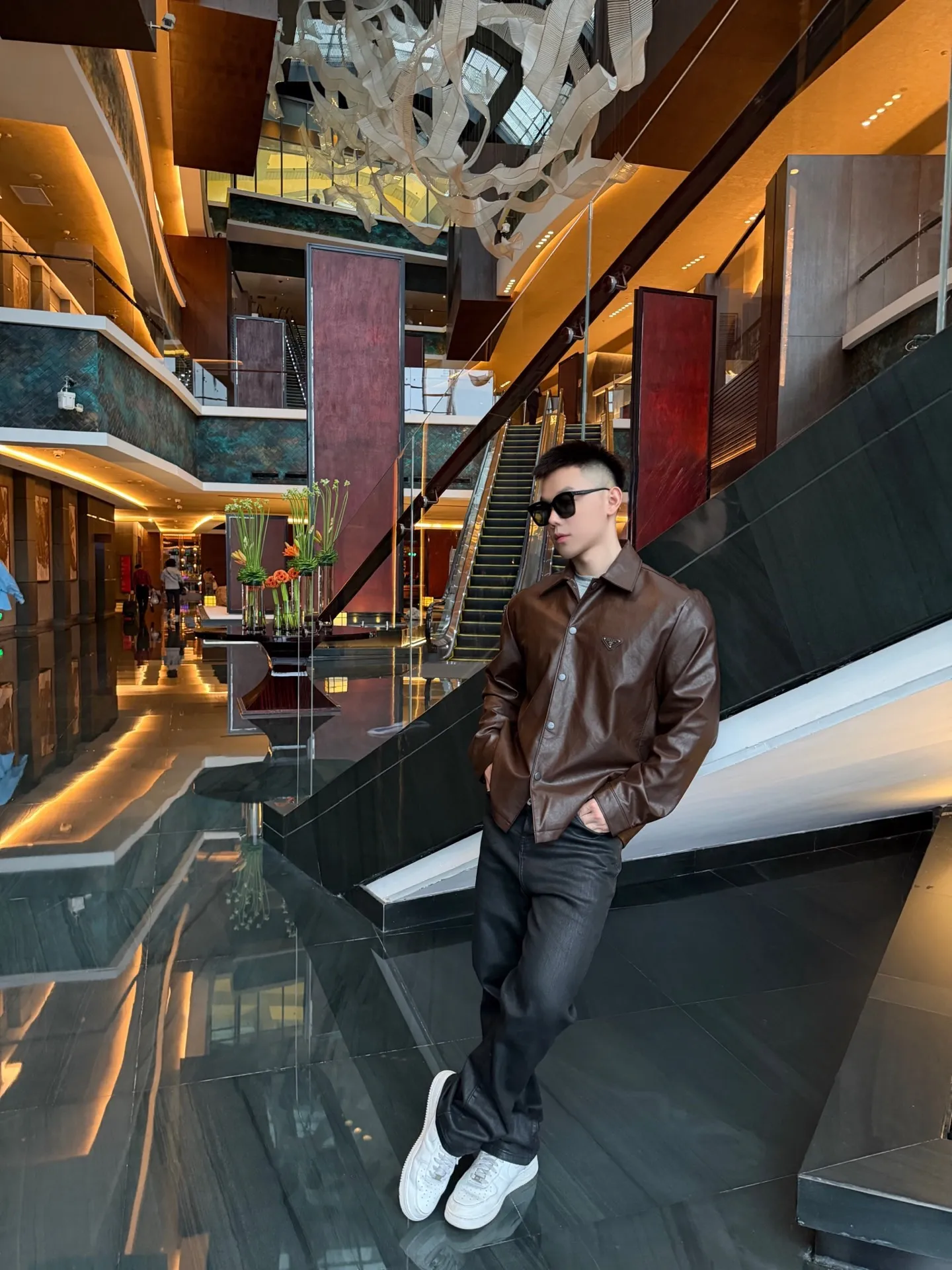 Prada/ （Brown）