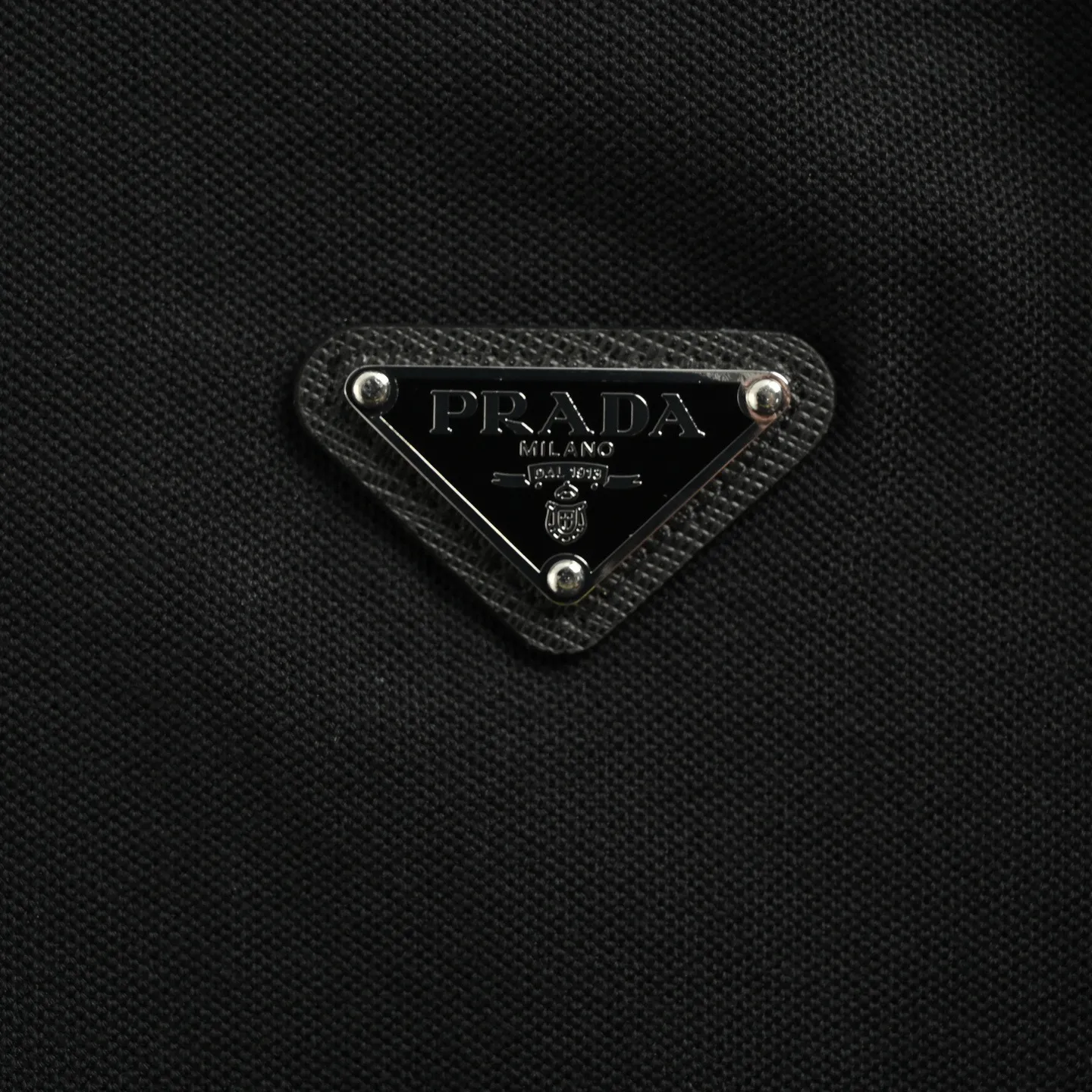 Prada/ 25ss T