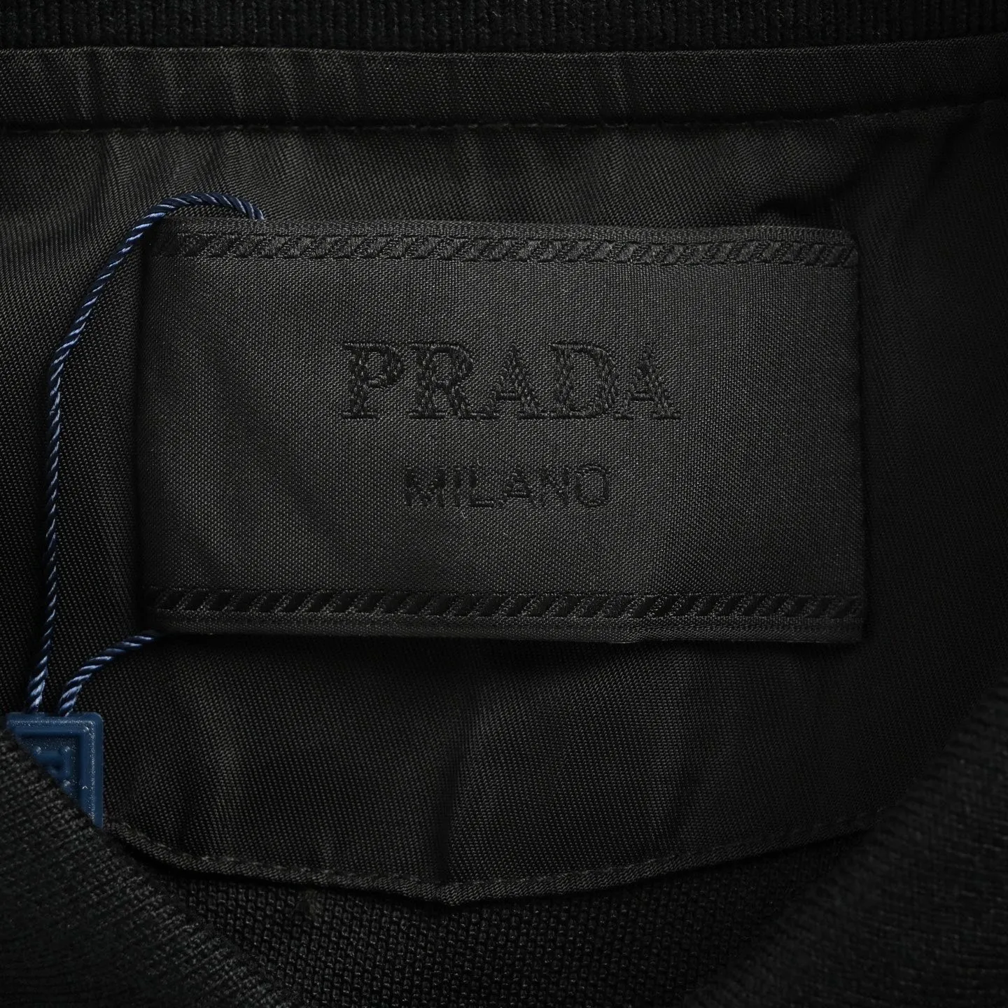Prada/ 25ss T