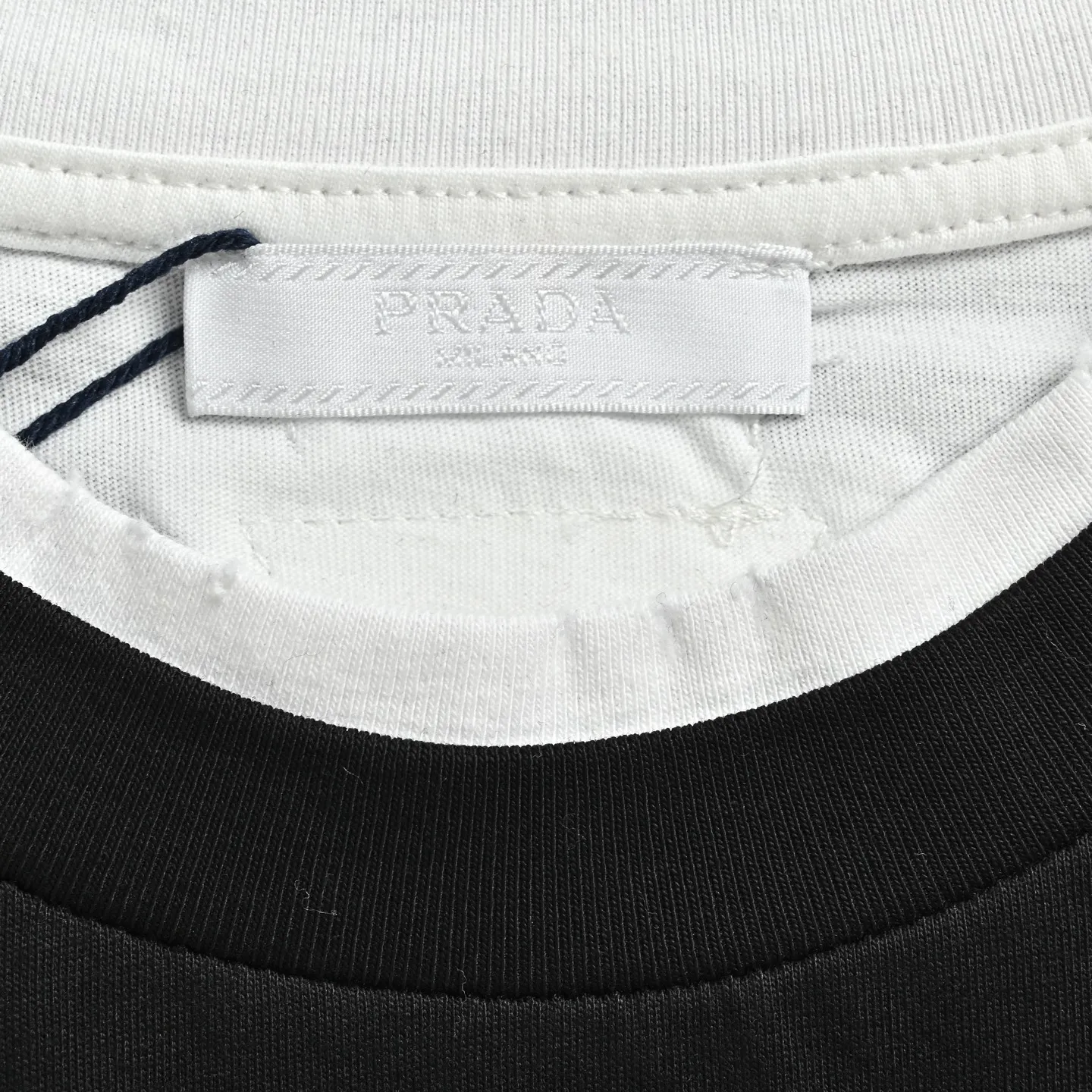Prada/ T