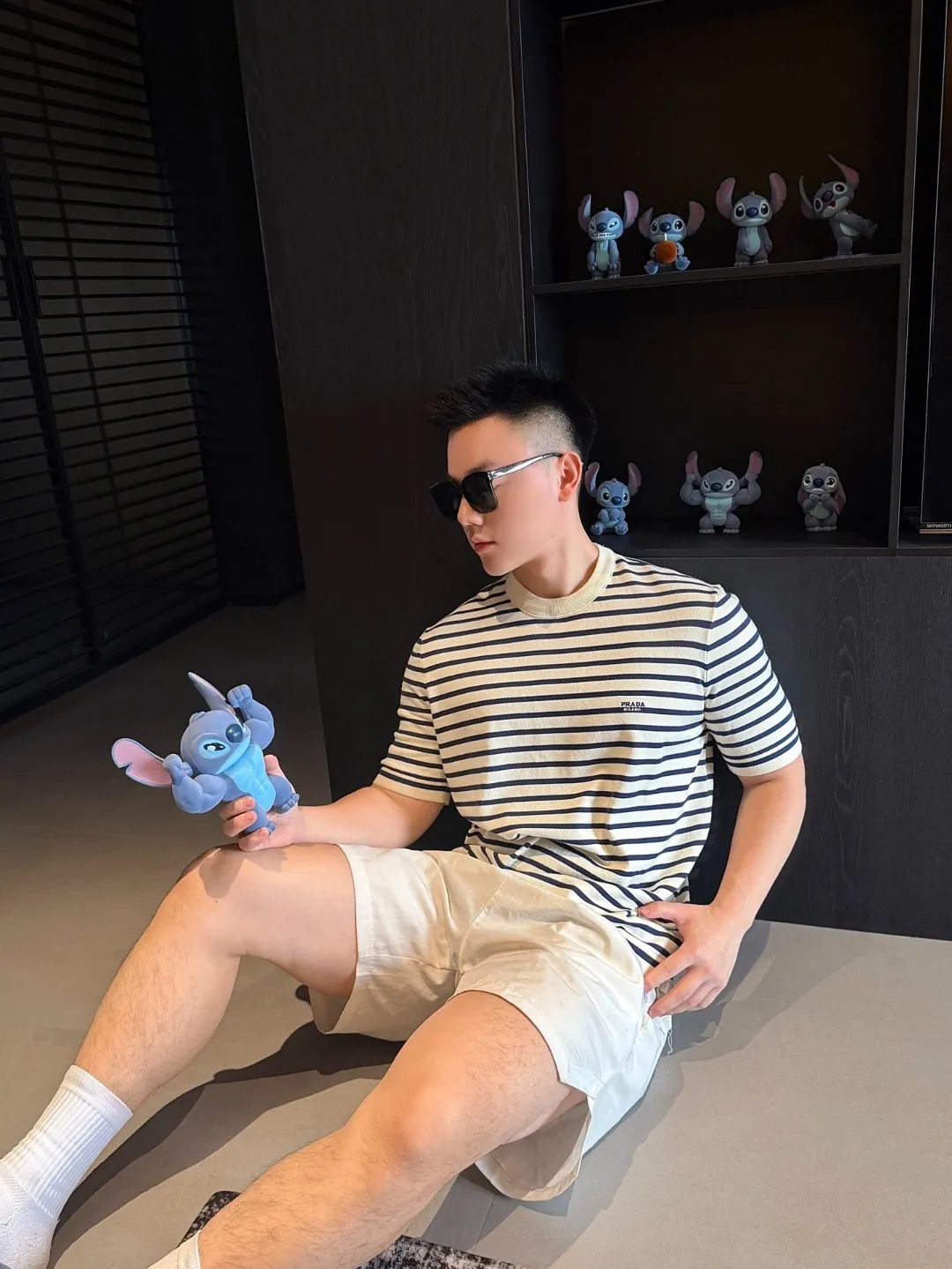 Prada/ Black White