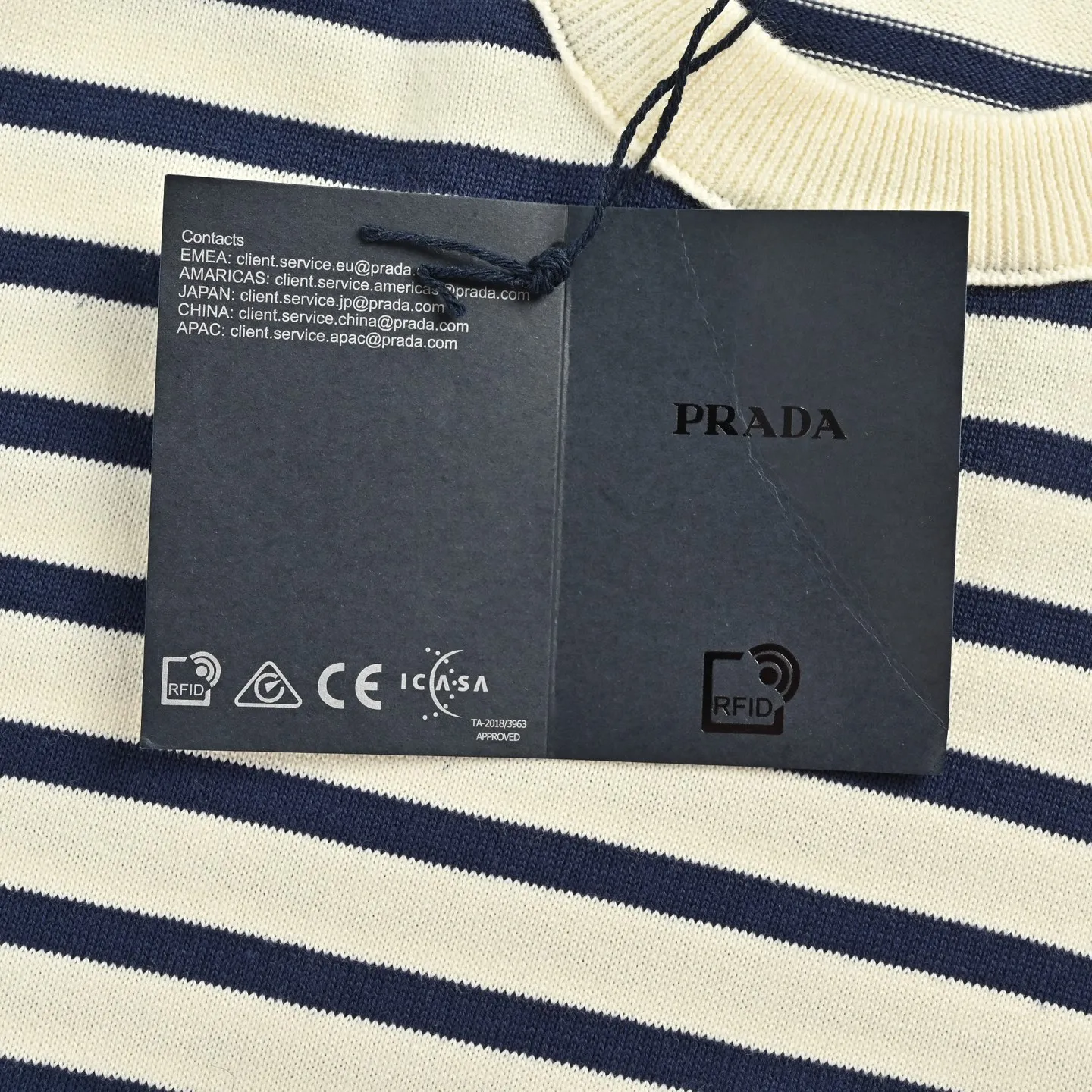 Prada/ Black White
