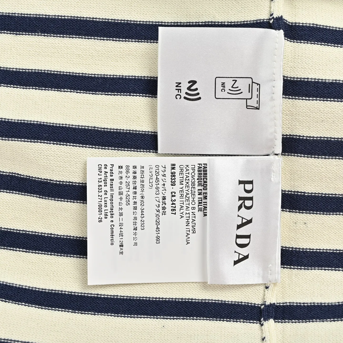 Prada/ Black White