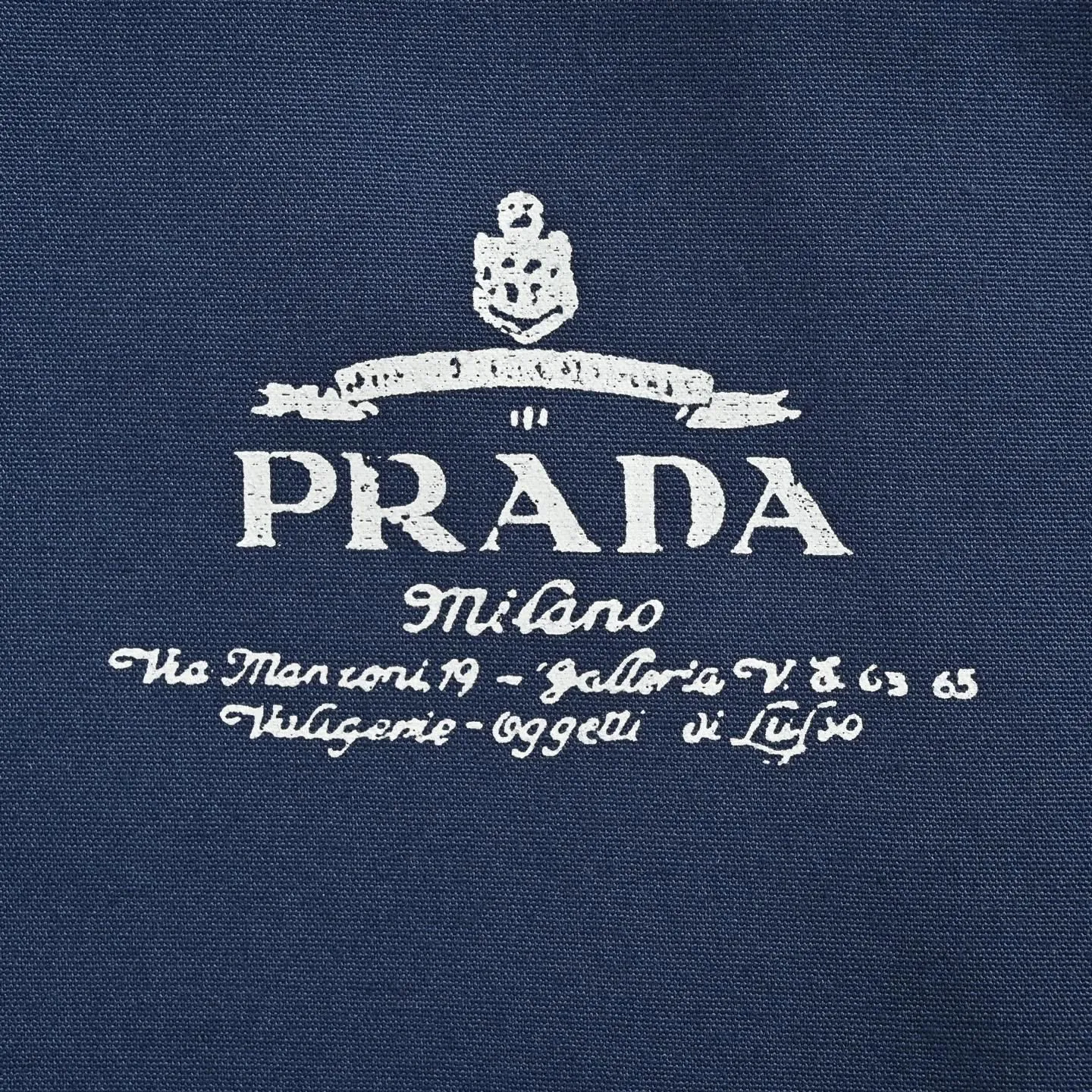 Prada/ 25Fw logo