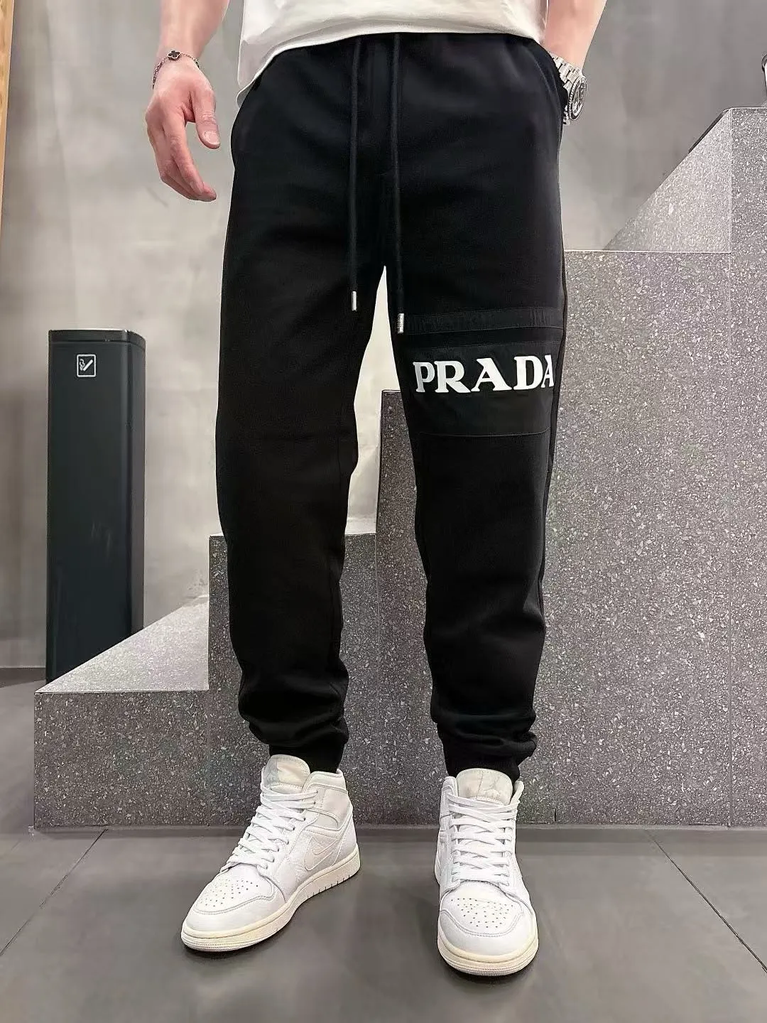 Prada/