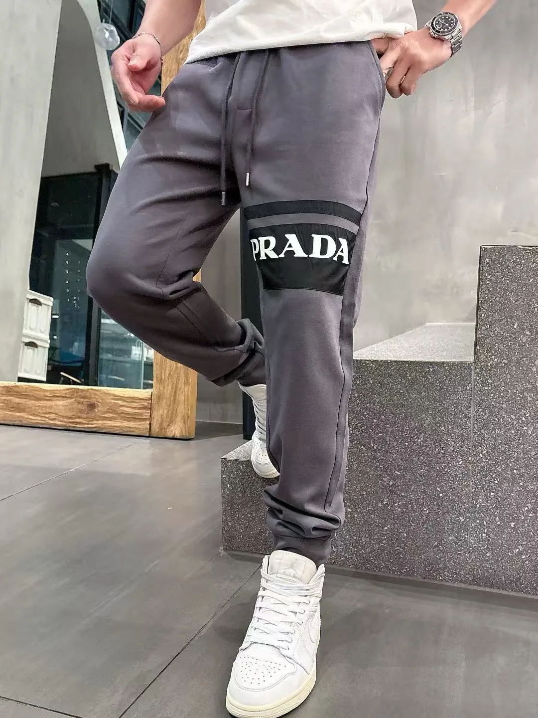 Prada/