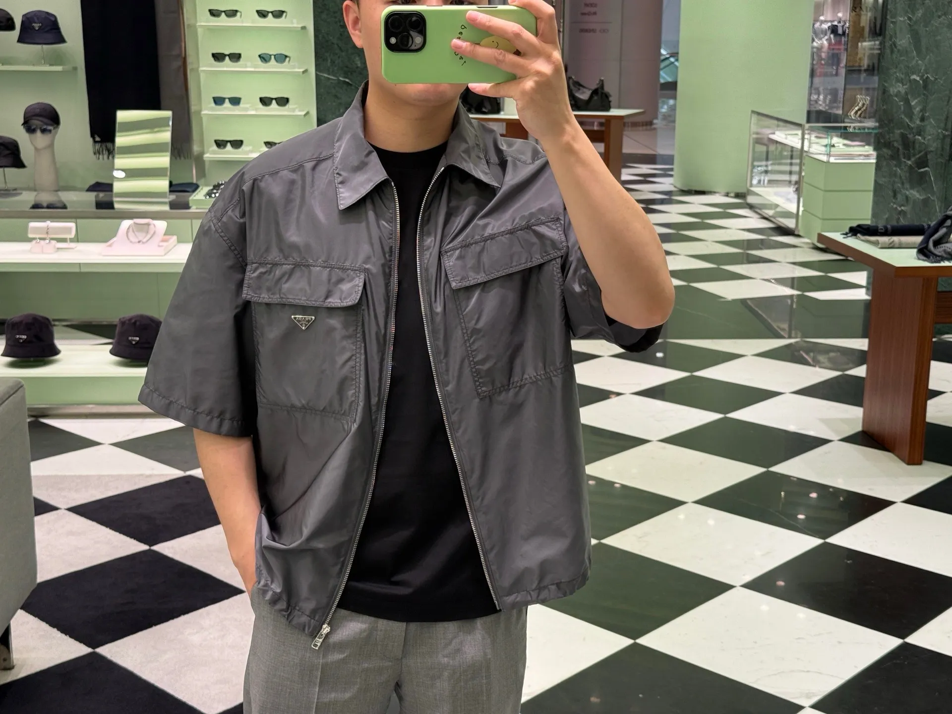 Prada/ 26ss Gray