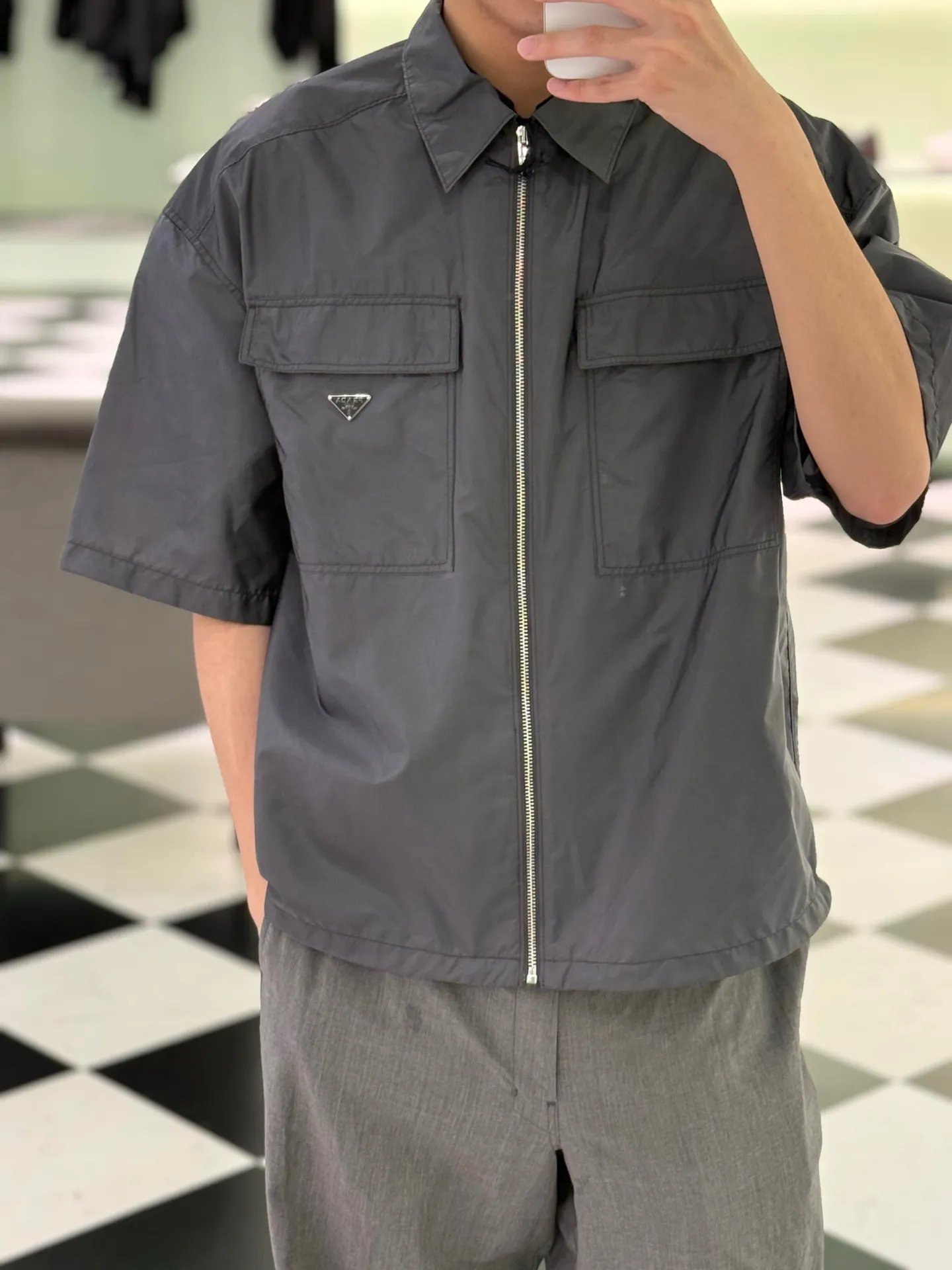 Prada/ 26ss Gray