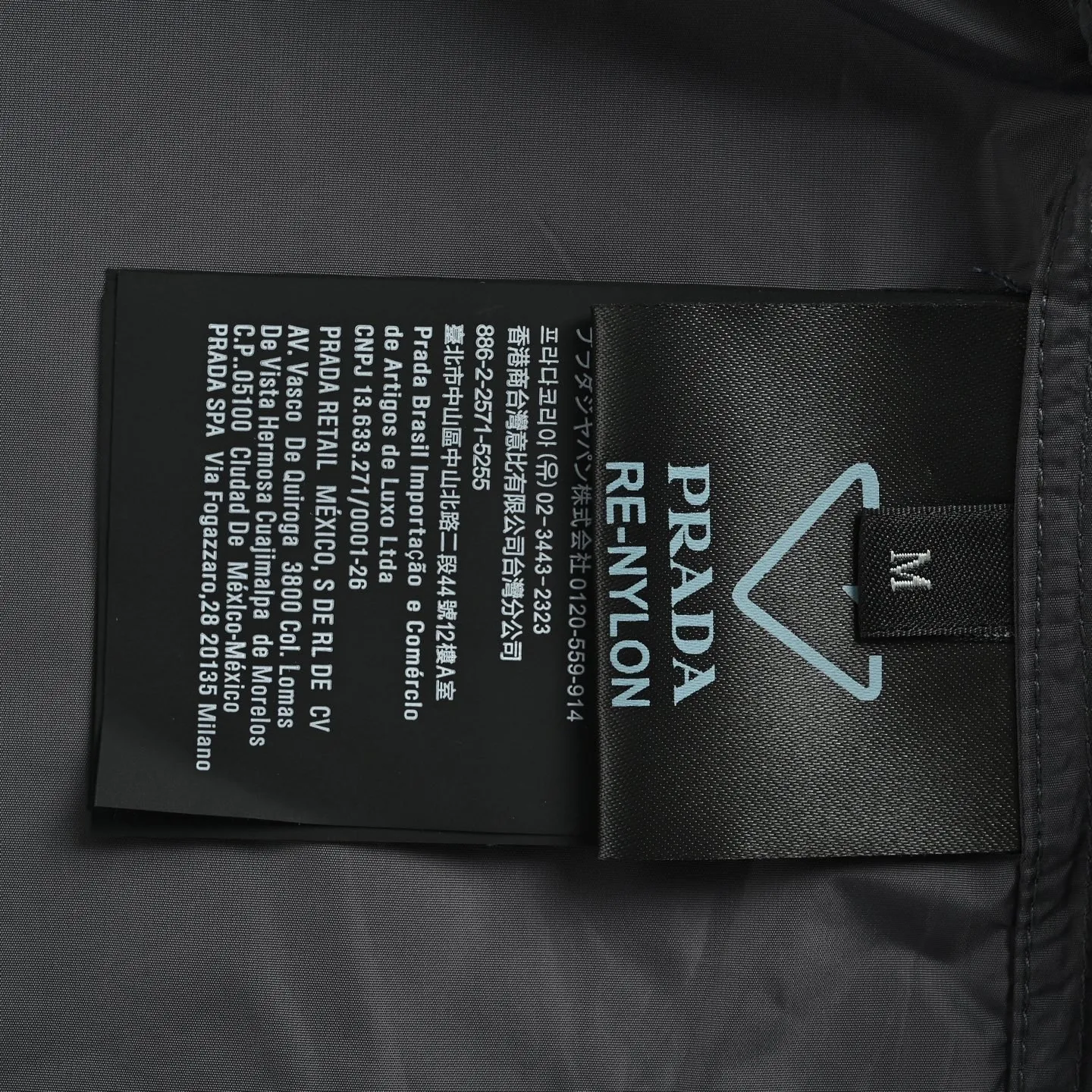 Prada/ 26ss Gray