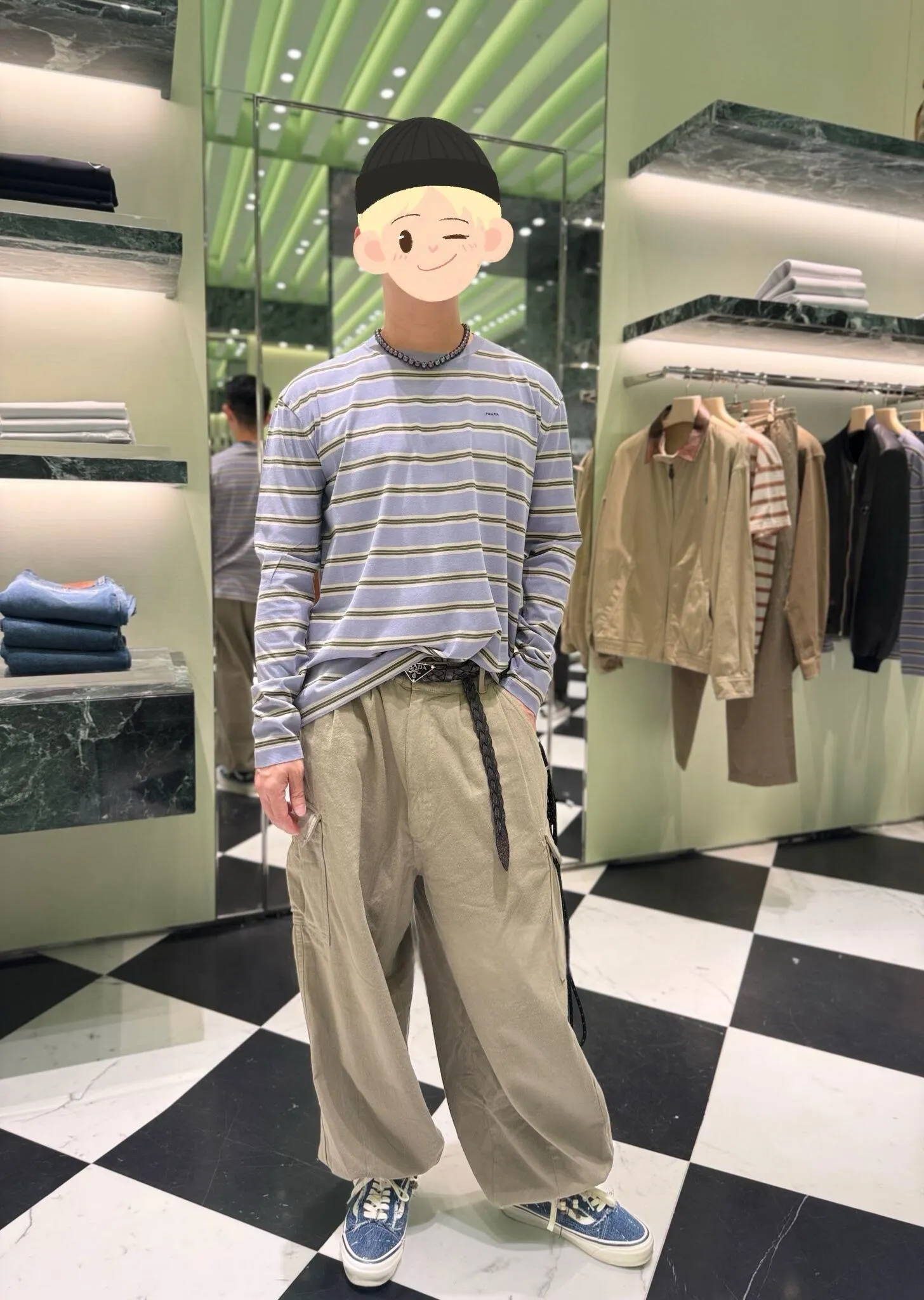 Prada/ T