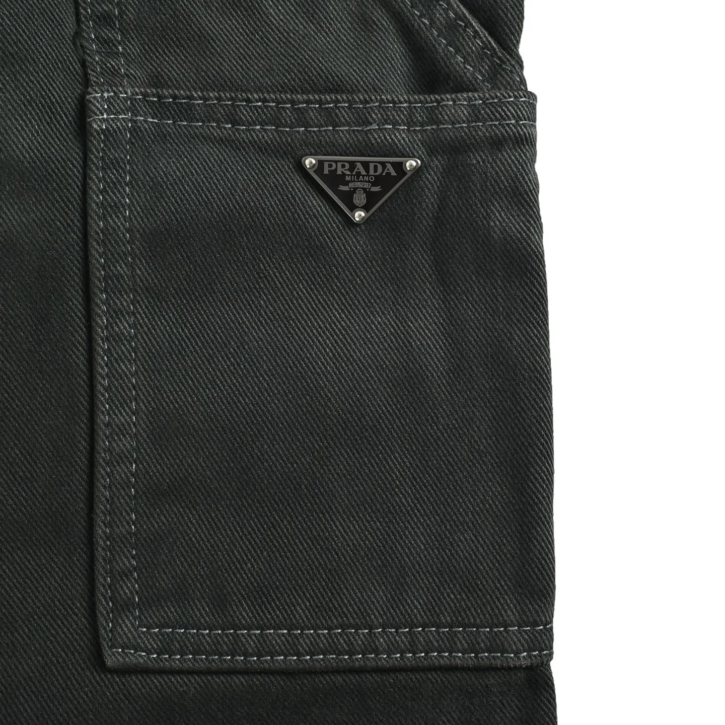 Prada/ Green