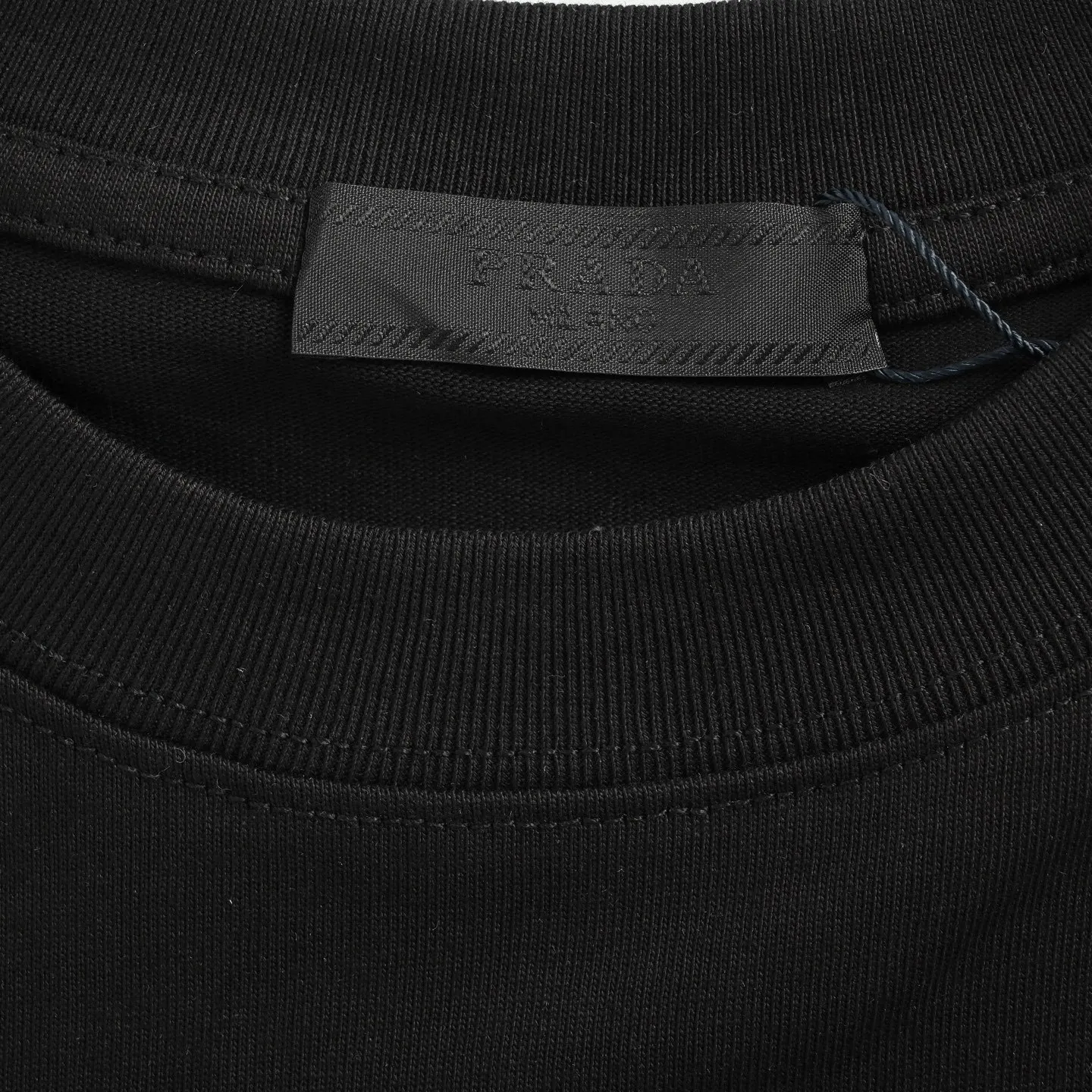 Prada/ 25ss