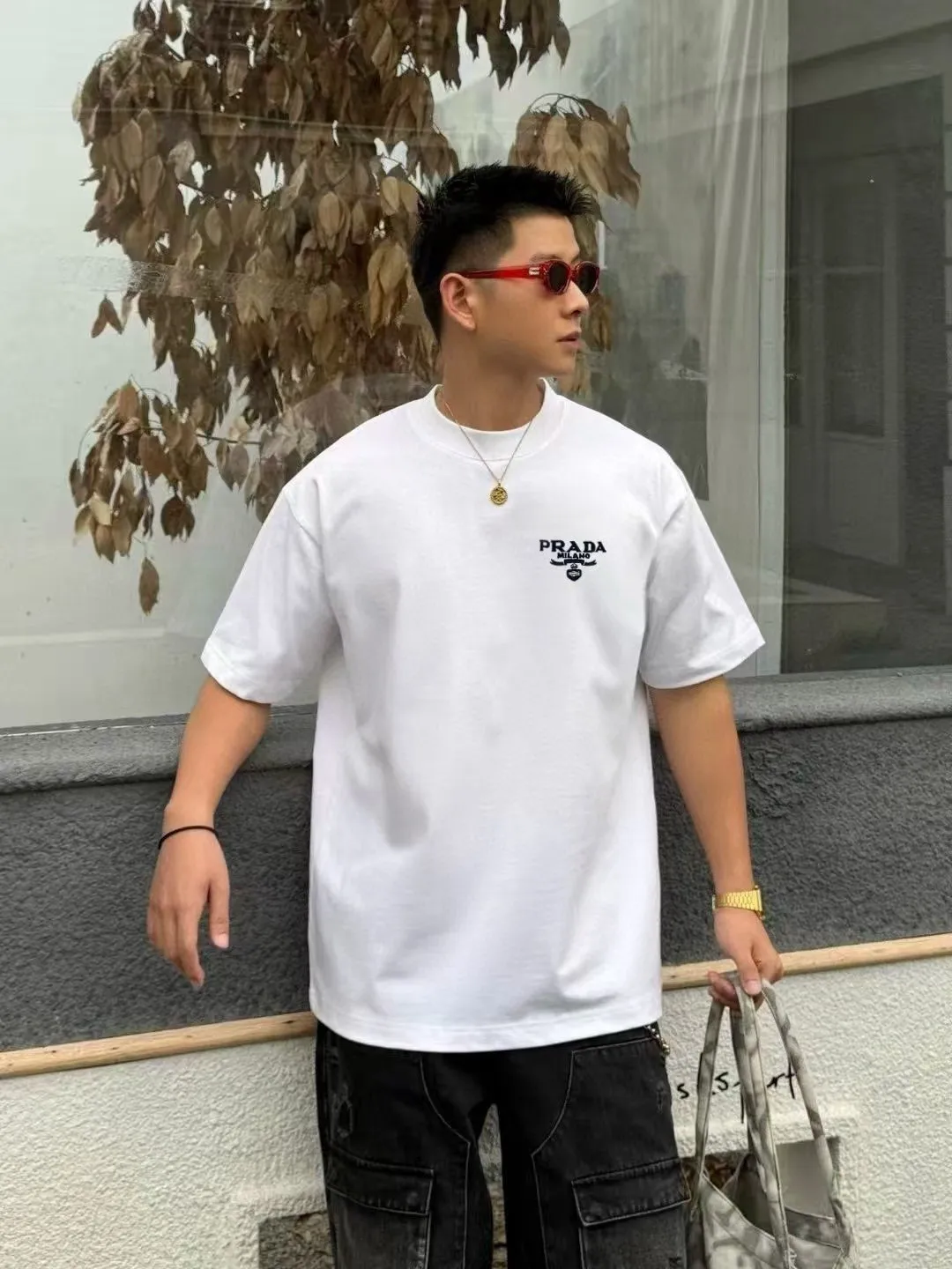 Prada/ Classic logo