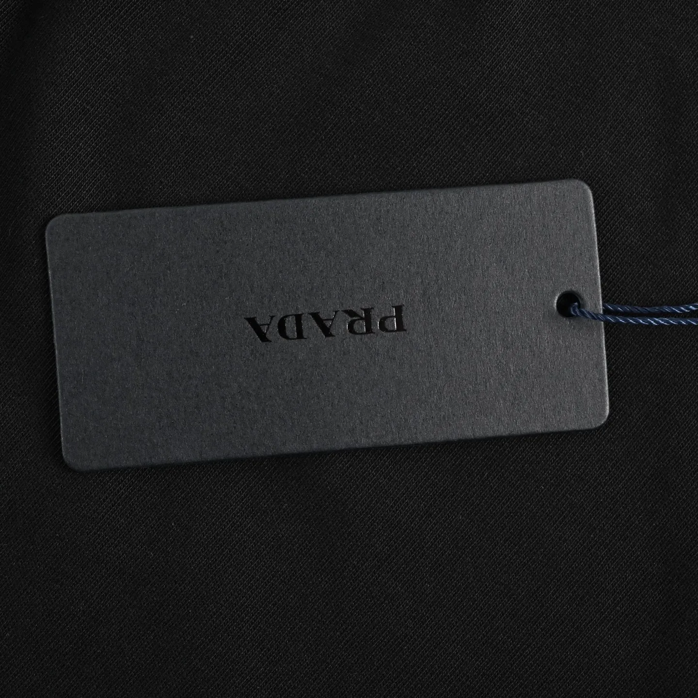 Prada/ logo