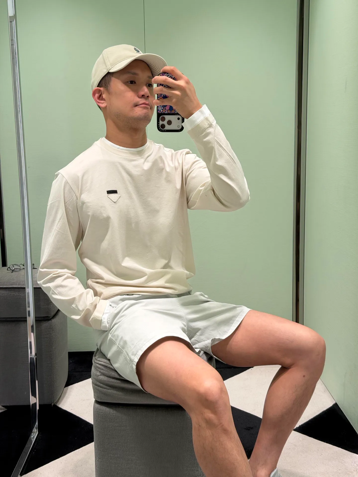 Prada/ T