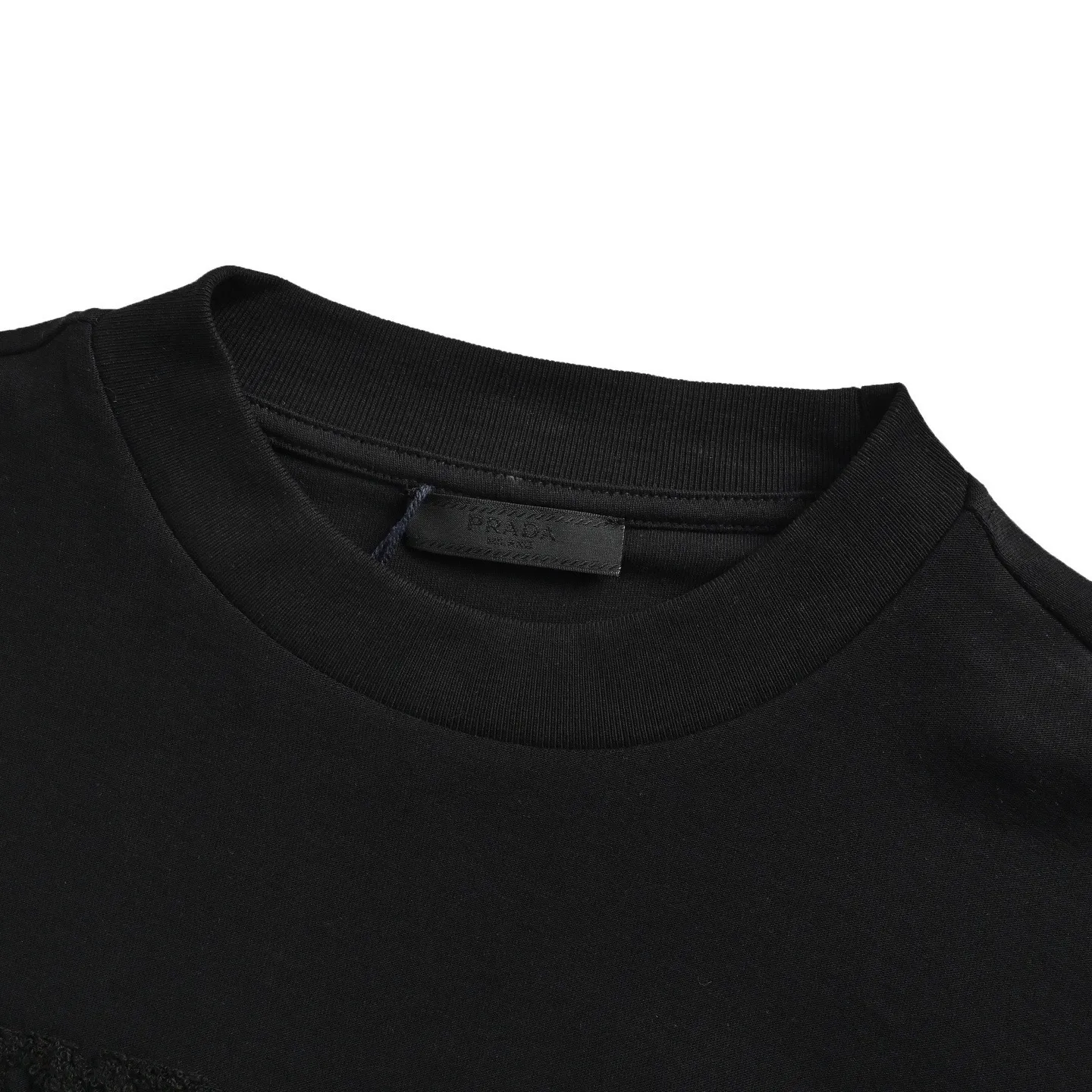 Prada/ 25ss logo