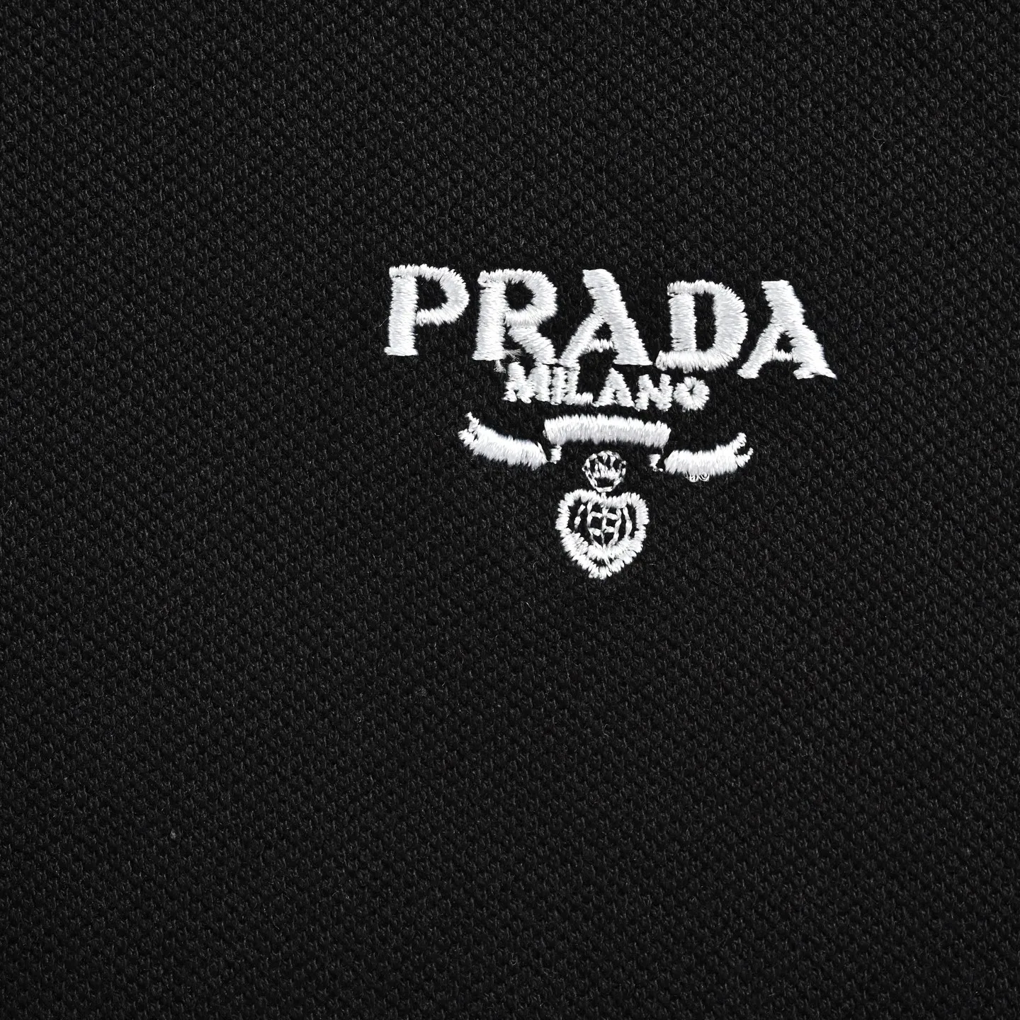 Prada/ logo Polo