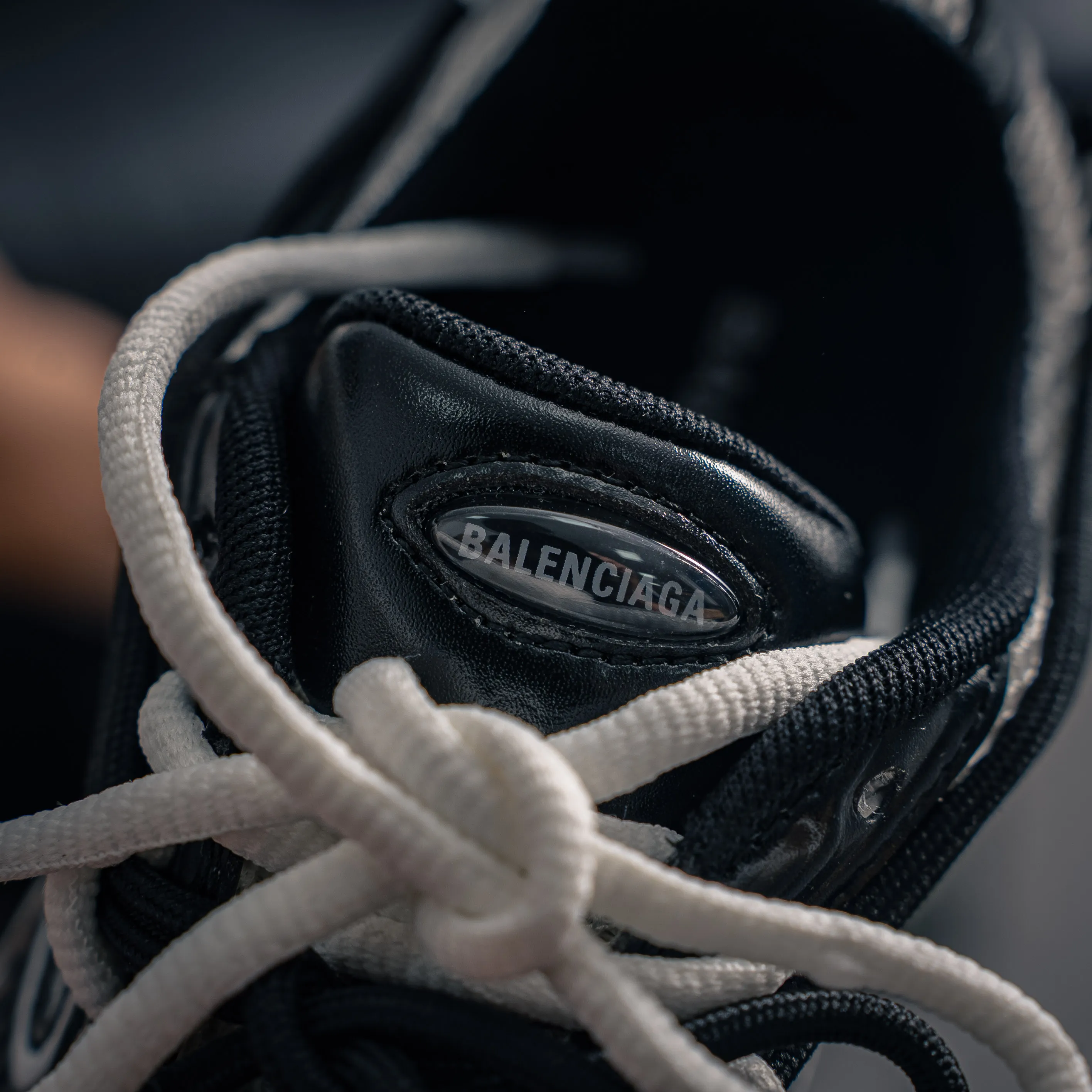 BALENCIAGA Radar Mesh Shoes 2026 Radar Gradient Lines Low-Top Sneakers， ，