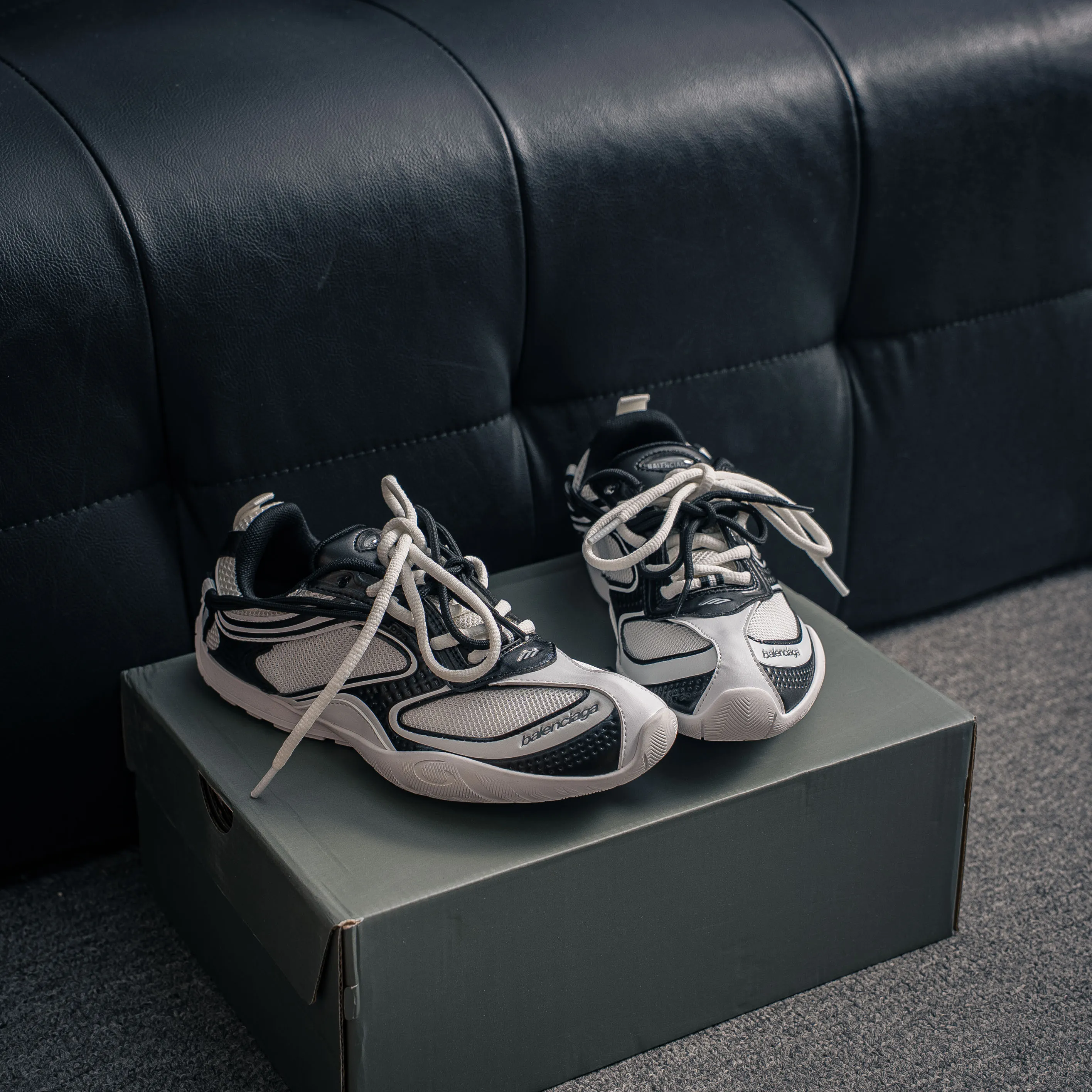 BALENCIAGA Radar Mesh Shoes 2026 Radar Gradient Lines Low-Top Sneakers， ，