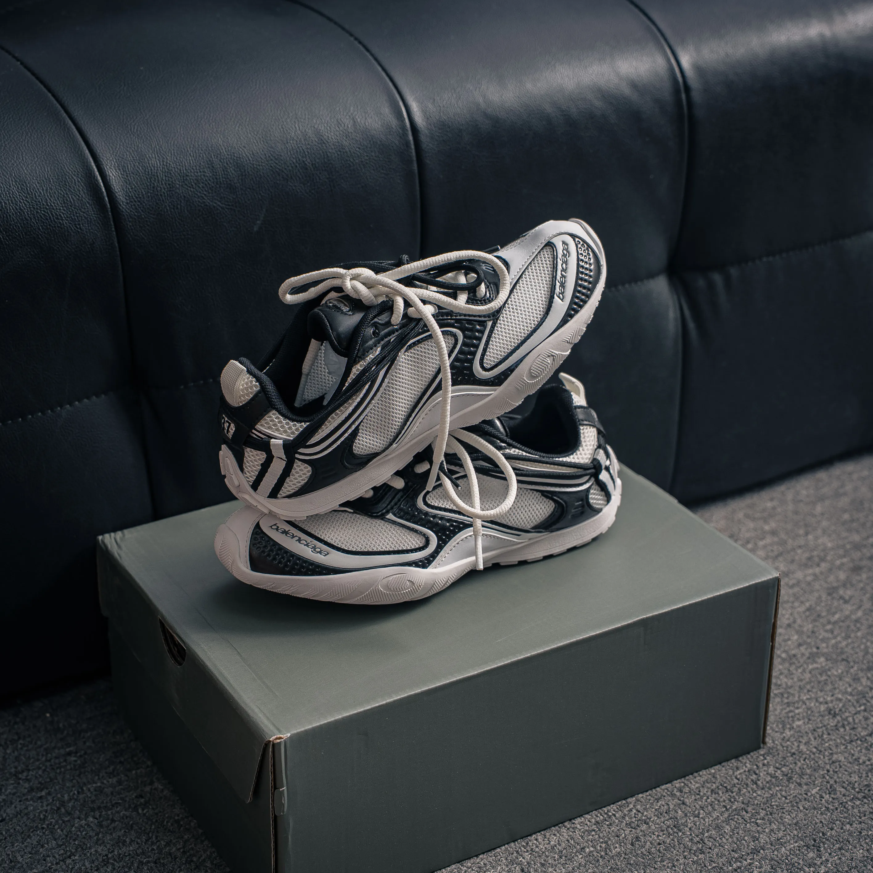 BALENCIAGA Radar Mesh Shoes 2026 Radar Gradient Lines Low-Top Sneakers， ，