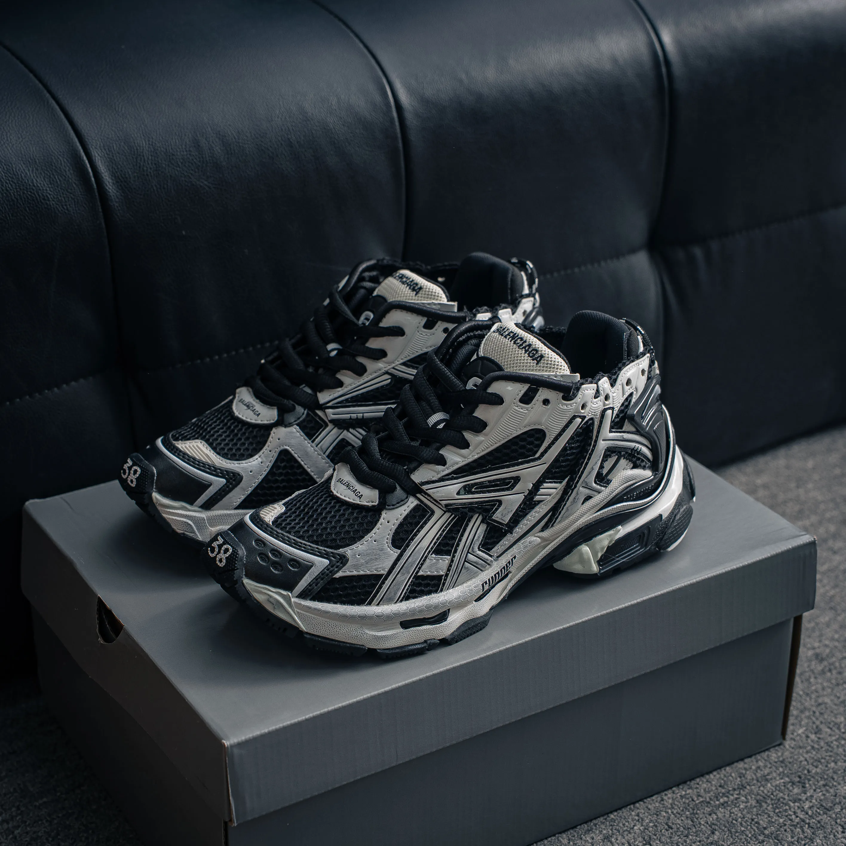 # BALENCIAGA Runner Black White Series 、 、 Demna Sneakers 「 Shoes」 Retro 、 Shoes