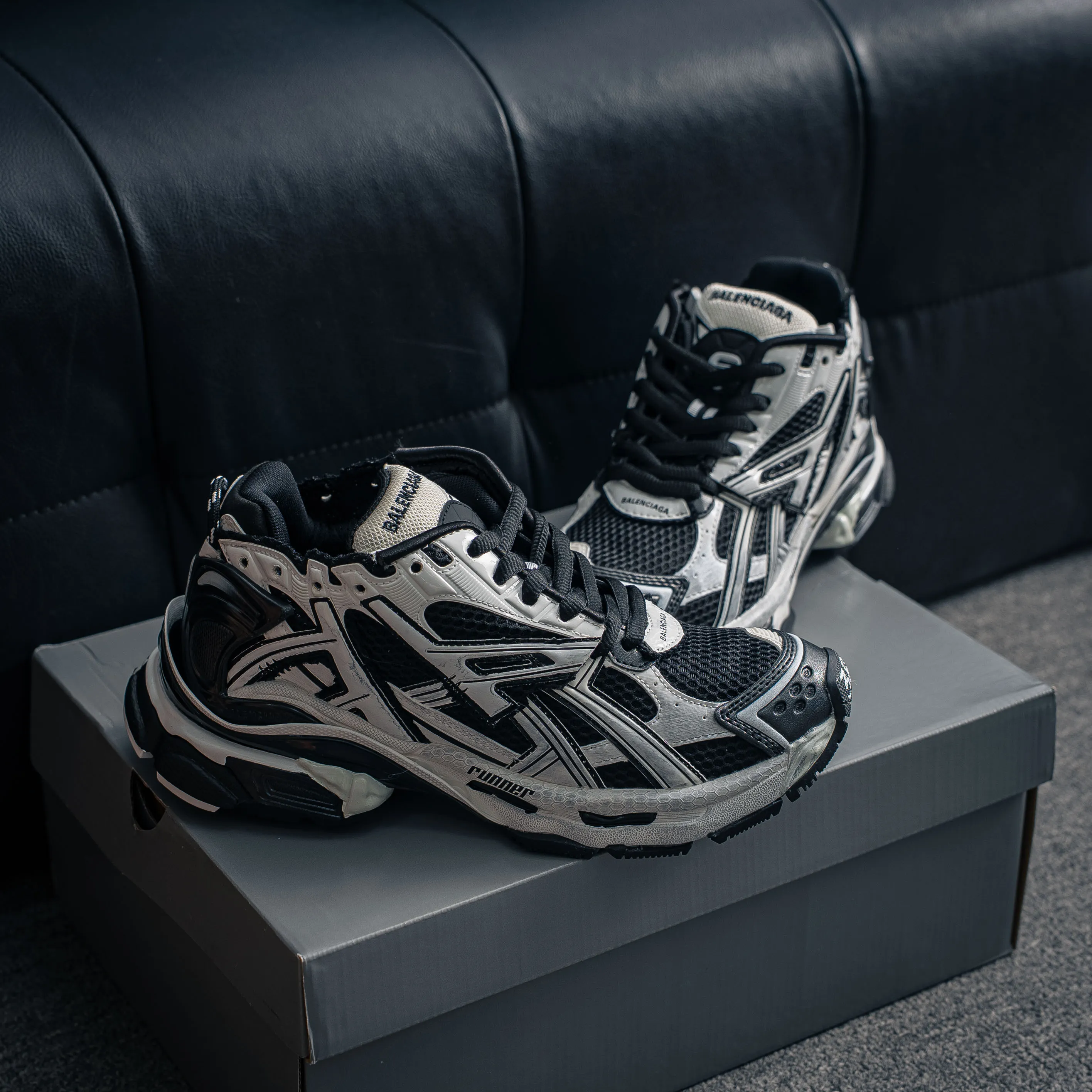 # BALENCIAGA Runner Black White Series 、 、 Demna Sneakers 「 Shoes」 Retro 、 Shoes