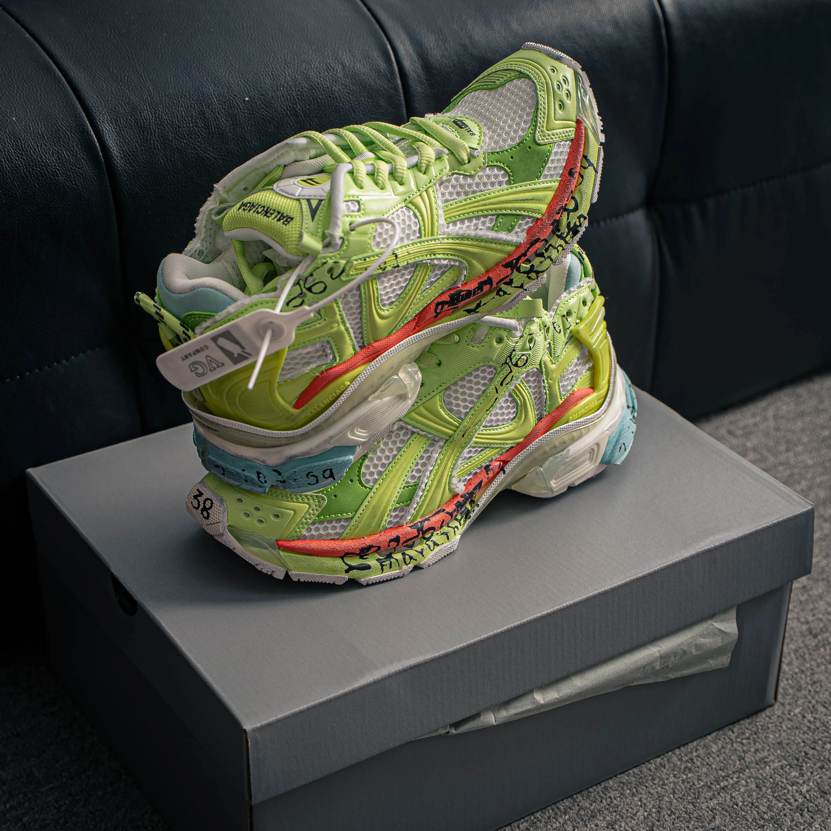 # VG 【 】 Size 35-46 ！【Shoes Drop Shipping 】 ！ Quality ！ ！ GQ/128