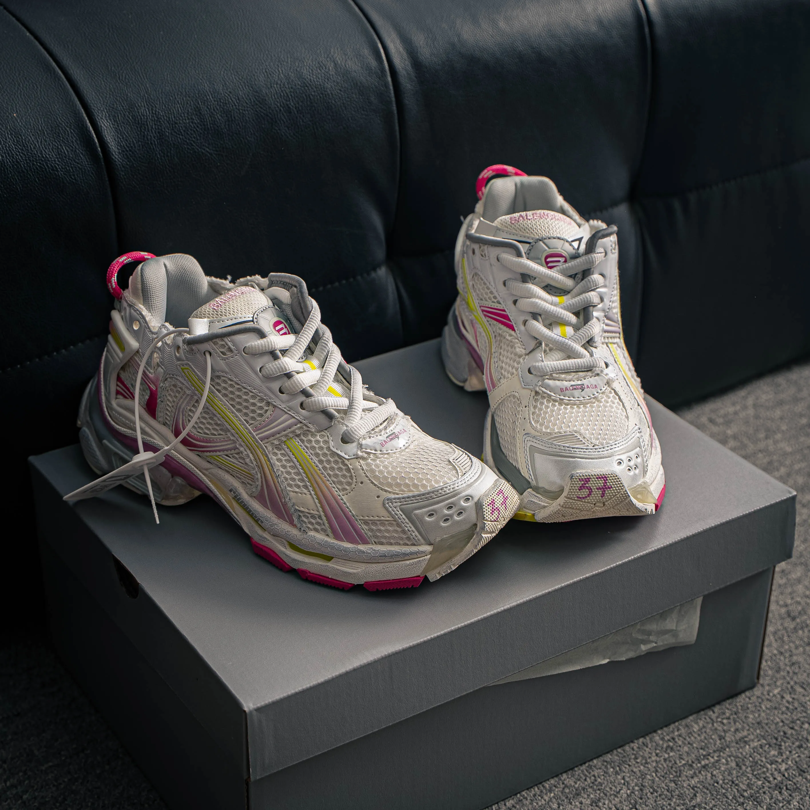 # VG 【 】 Size 35-46 ！【Shoes Drop Shipping 】 ！ Quality ！ ！ GQ/128