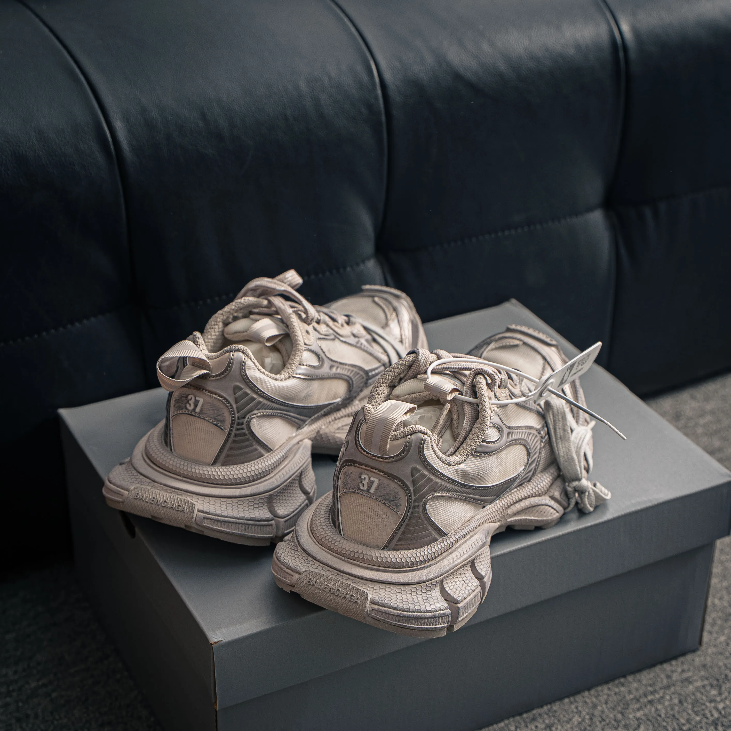 # VG 【 】 Size 35-46 ！【Shoes Drop Shipping 】 ！ Quality ！ ！ GQ/128