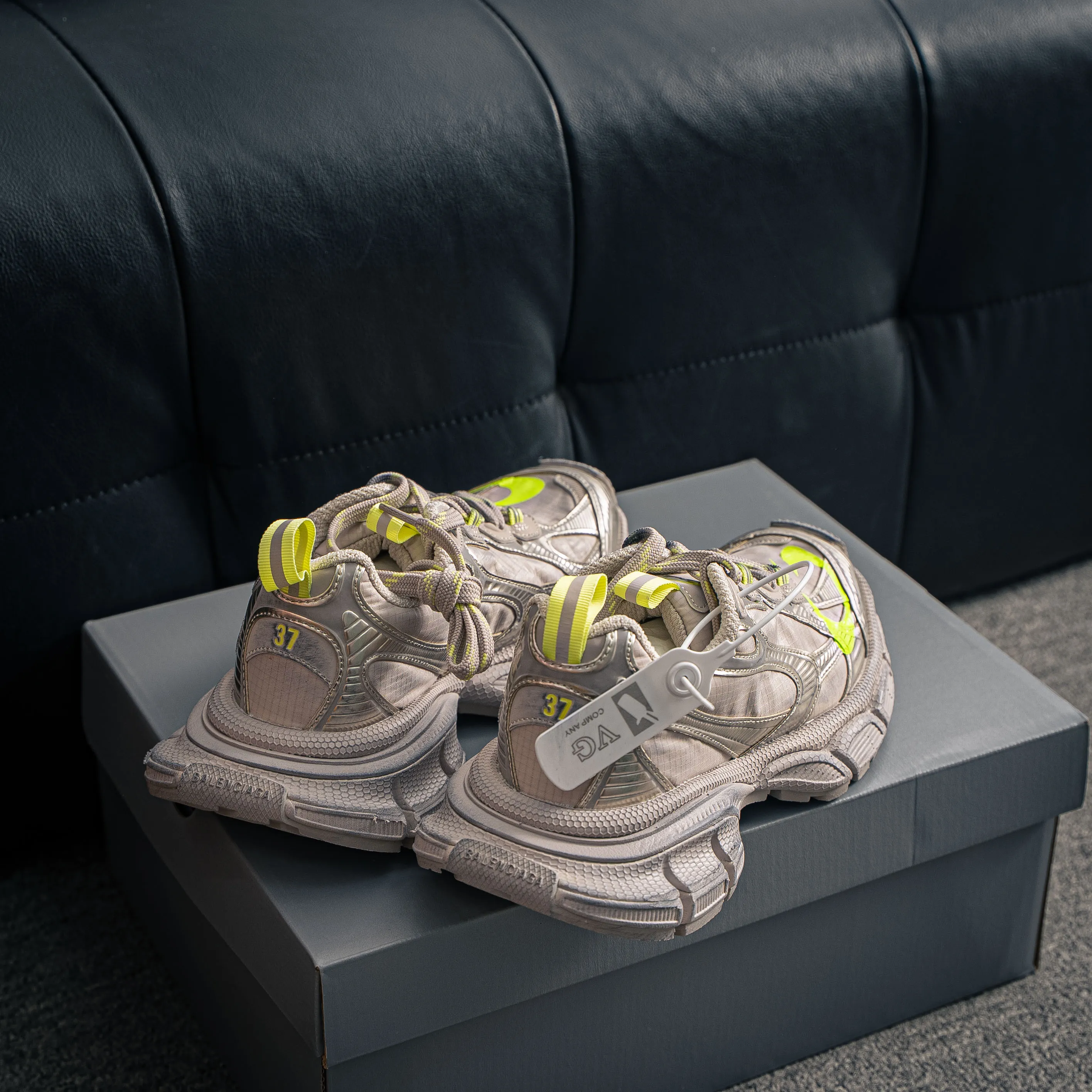 # VG 【 】 Size 35-46 ！【Shoes Drop Shipping 】 ！ Quality ！ ！ GQ/128