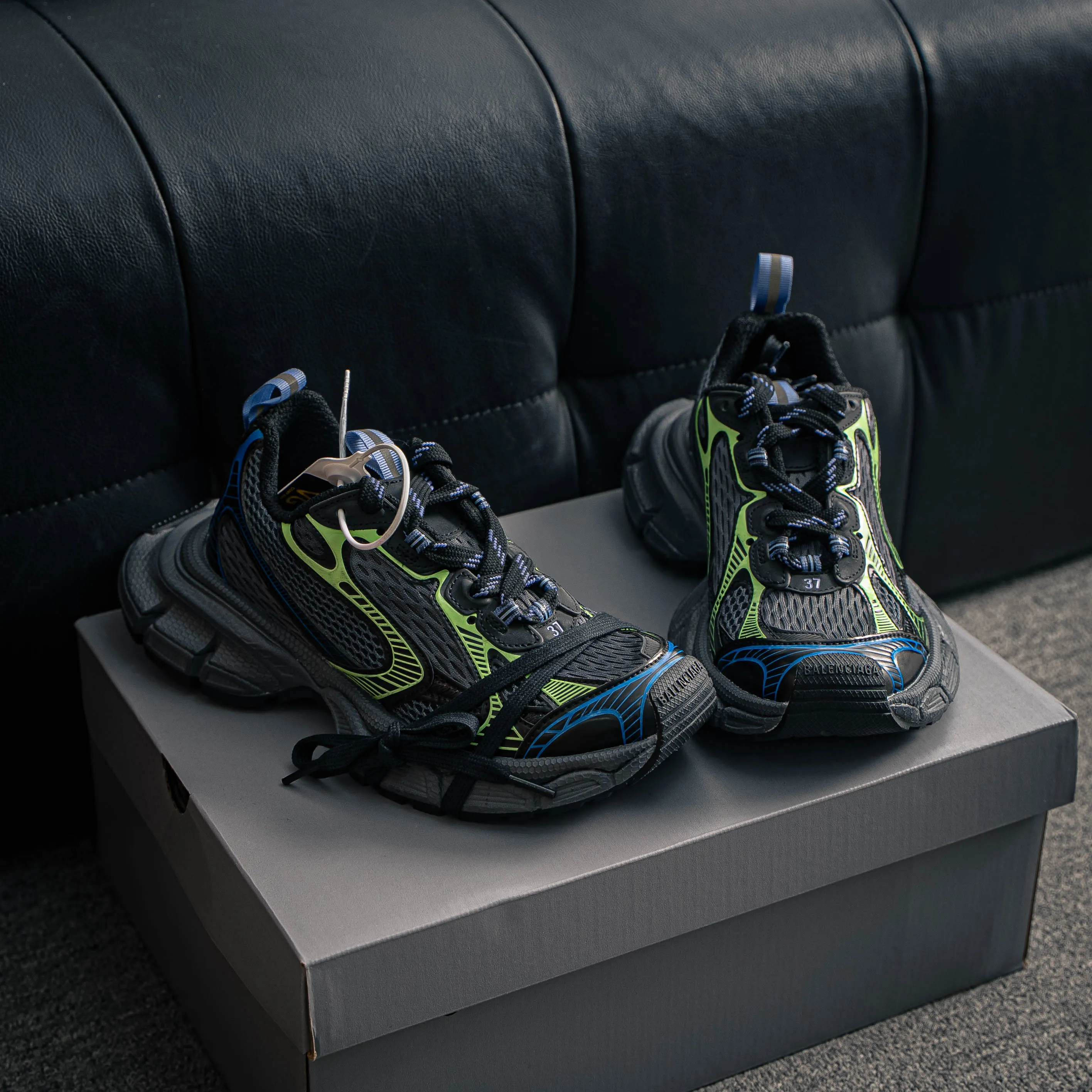 # VG 【 】 Size 35-46 ！【Shoes Drop Shipping 】 ！ Quality ！ ！ GQ/128