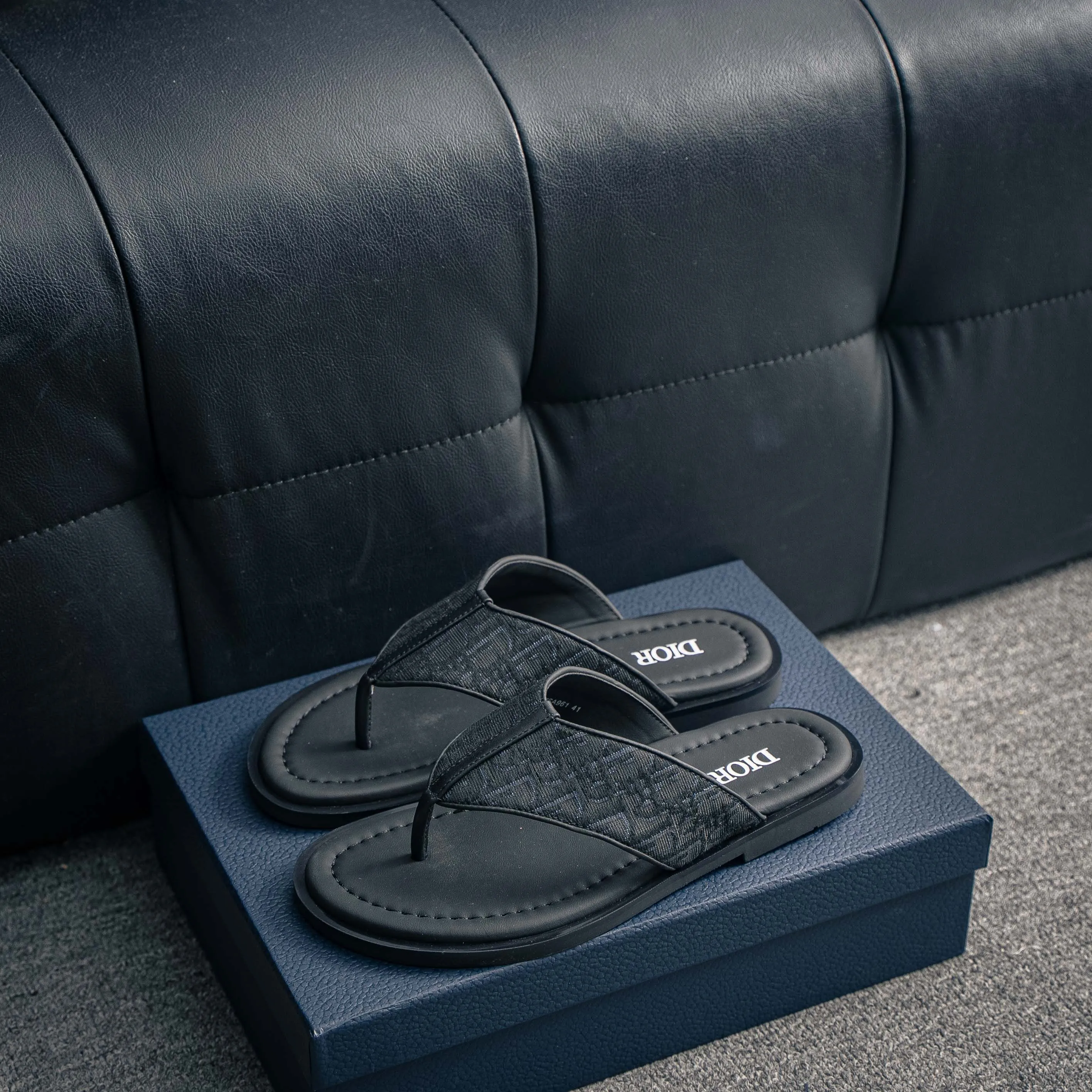 # Dior Alias Cowhide Leather Shoes Beige Shoes Sandals Dior Alias Sandals Classic ， Dior 。 Black