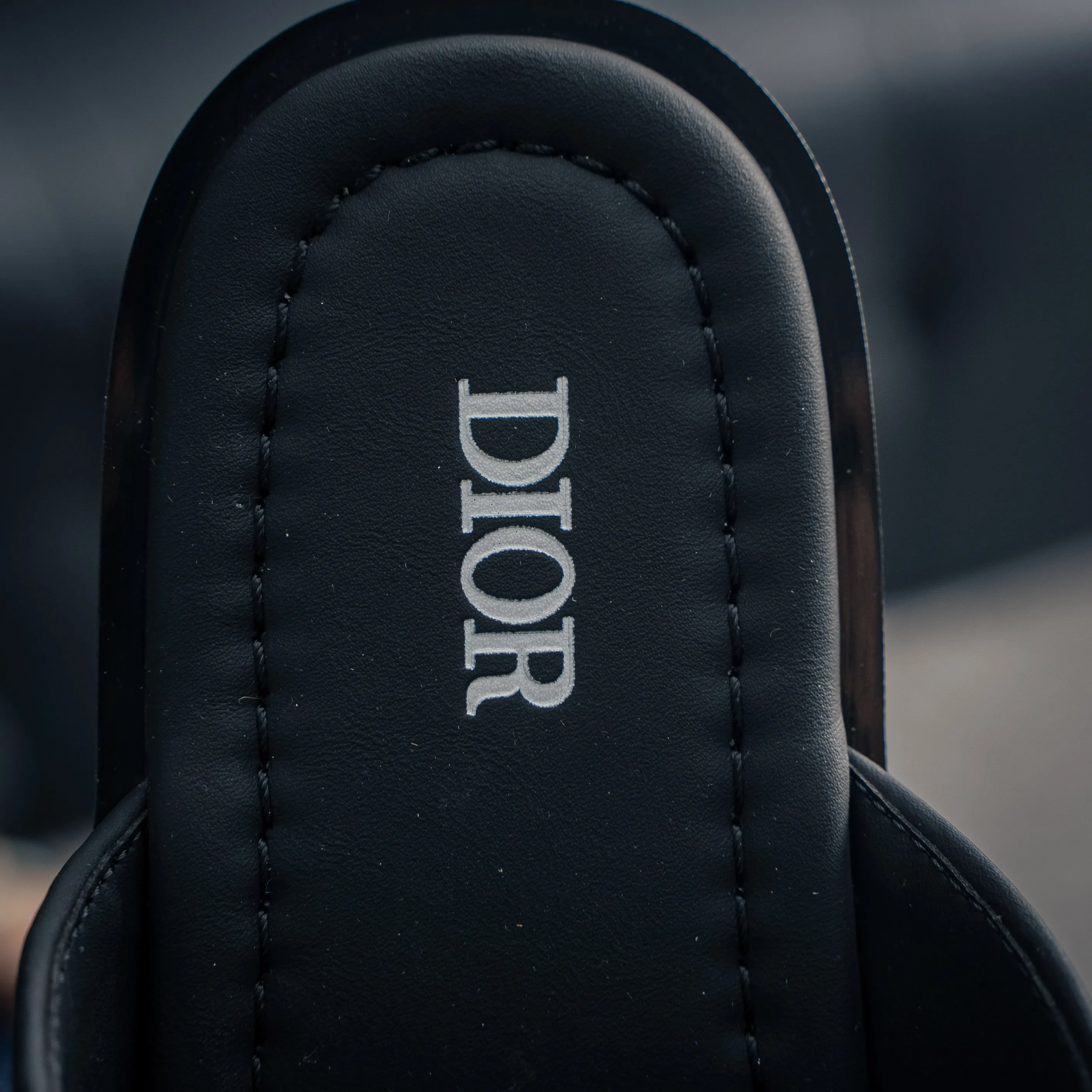 # Dior Alias Cowhide Leather Shoes Beige Shoes Sandals Dior Alias Sandals Classic ， Dior 。 Black
