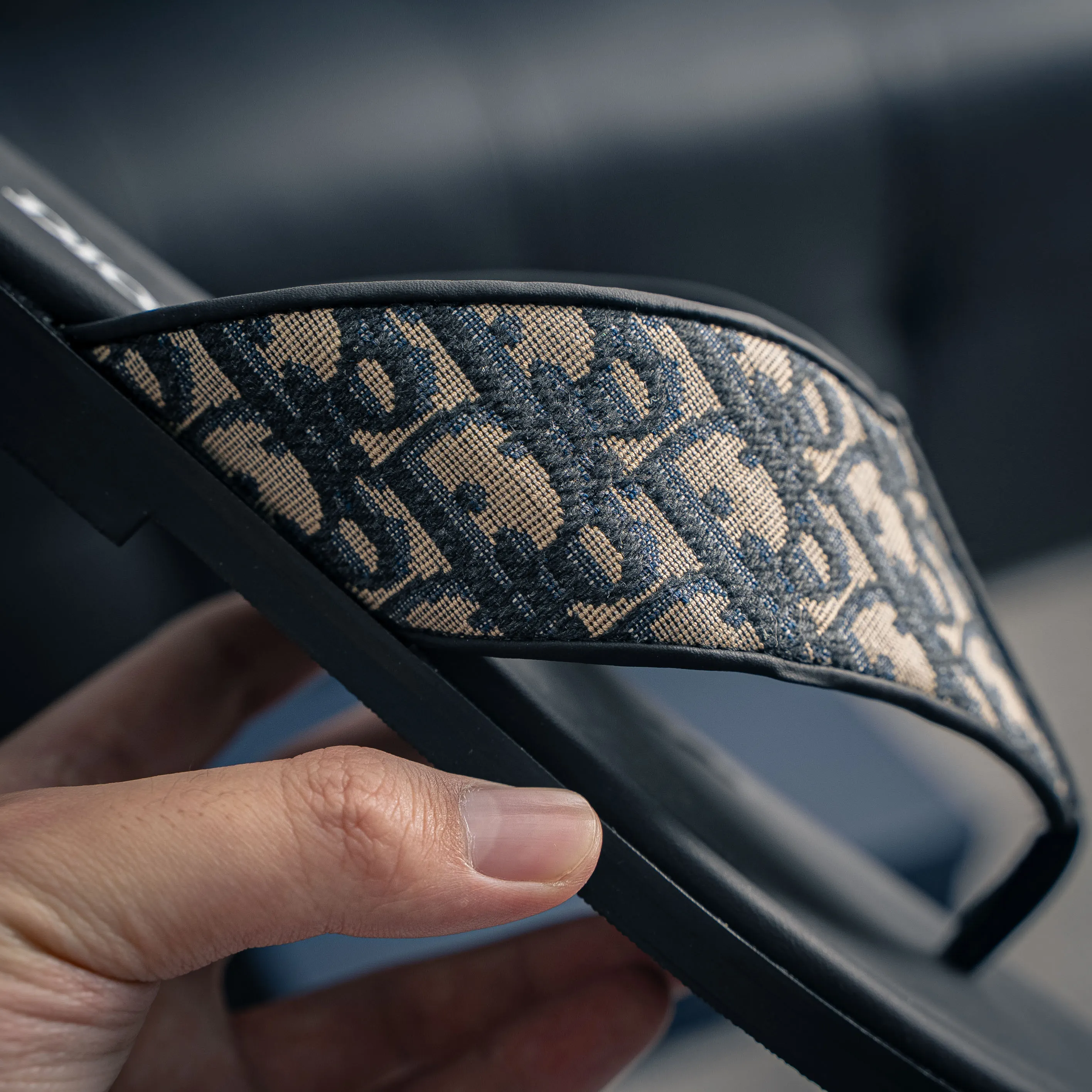 # Dior Alias Cowhide Leather Shoes Beige Shoes Sandals Dior Alias Sandals Classic ， Dior 。 Black