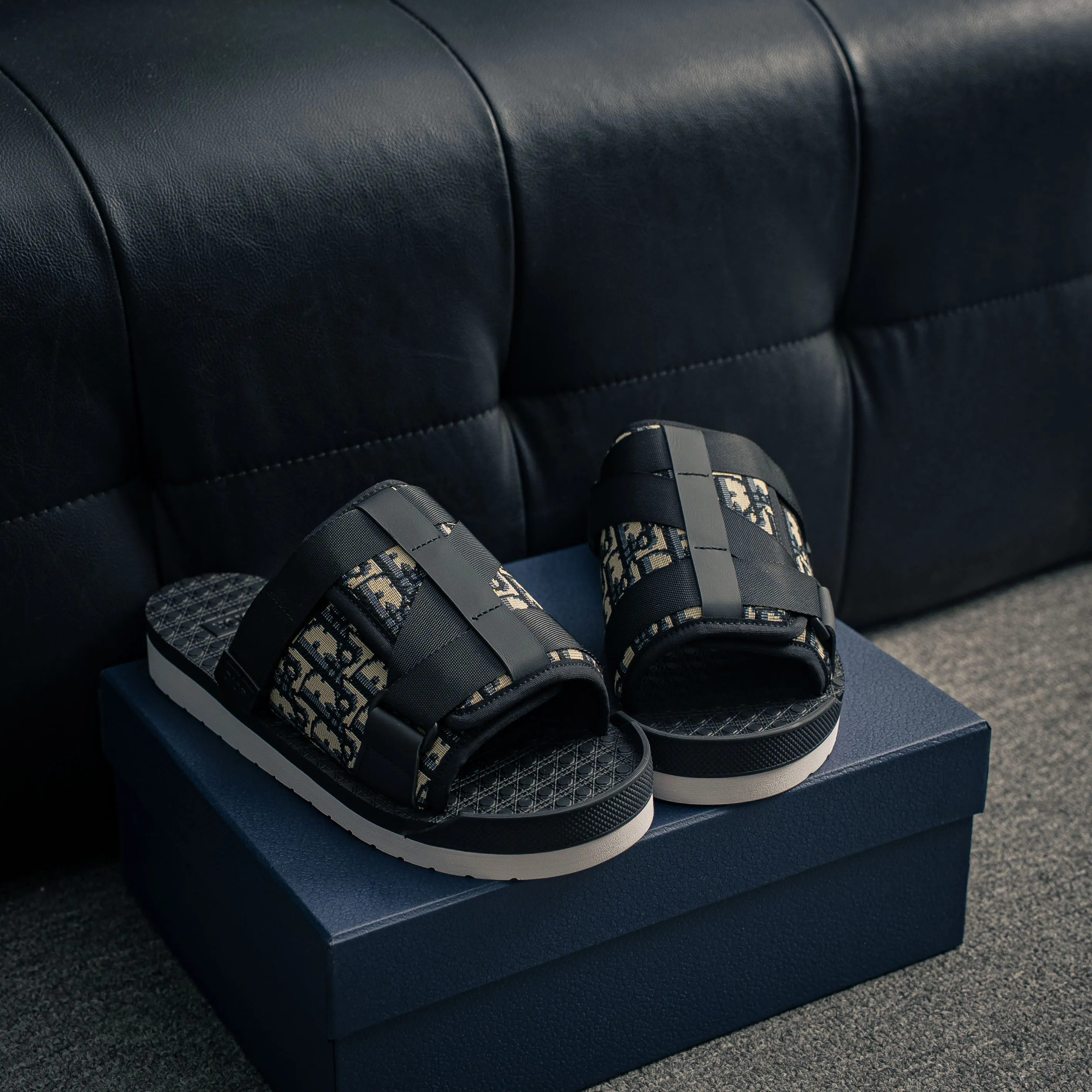 # DIOR Alpha Oblique Shoes， Alpha Series Shoes， 。Classic Oblique Retro ， ，