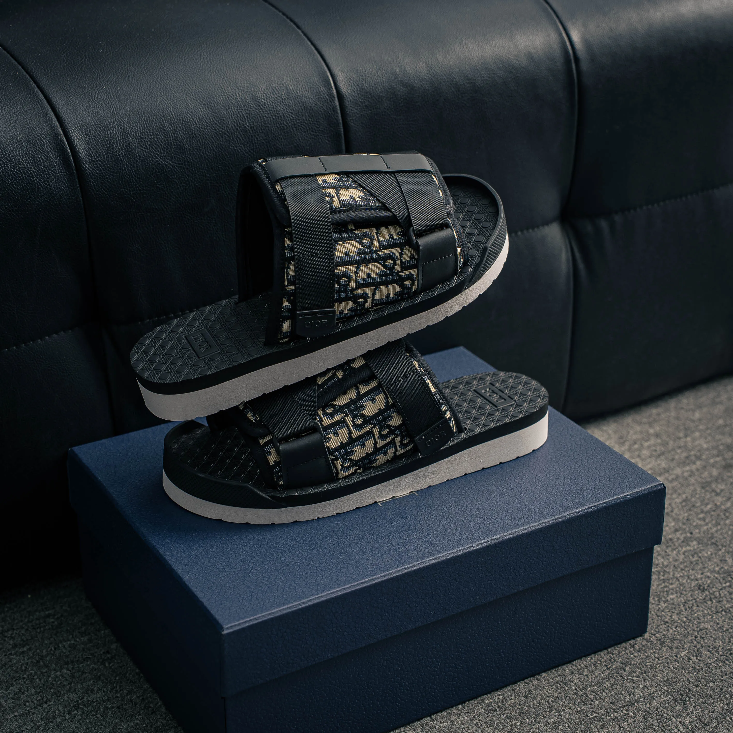 # DIOR Alpha Oblique Shoes， Alpha Series Shoes， 。Classic Oblique Retro ， ，