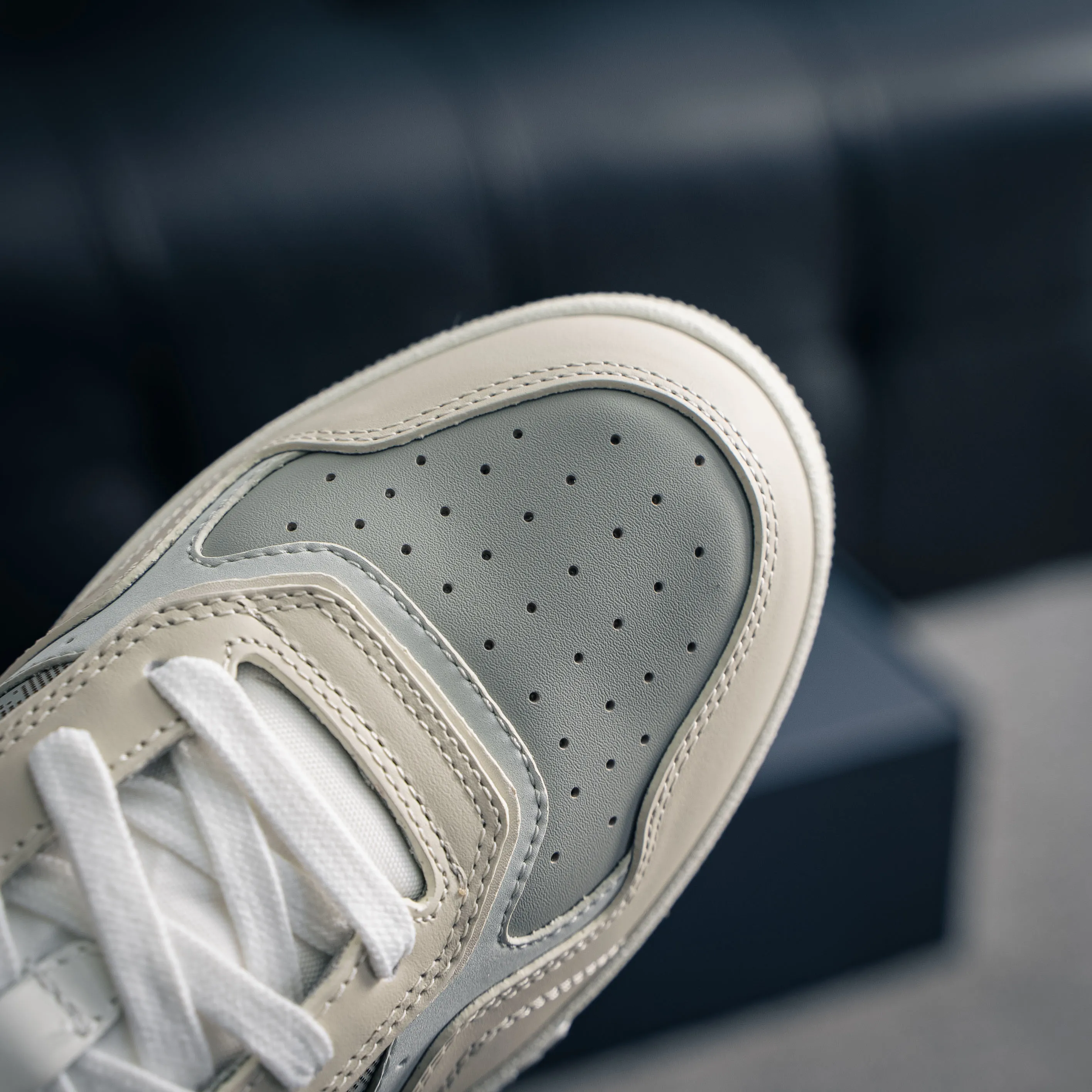 Dior B 27Series Sneakers Skate Shoes B 27 Low-Top Sneakers Series ， Dior Classic 。 White Gray Cowhide Leather ， White