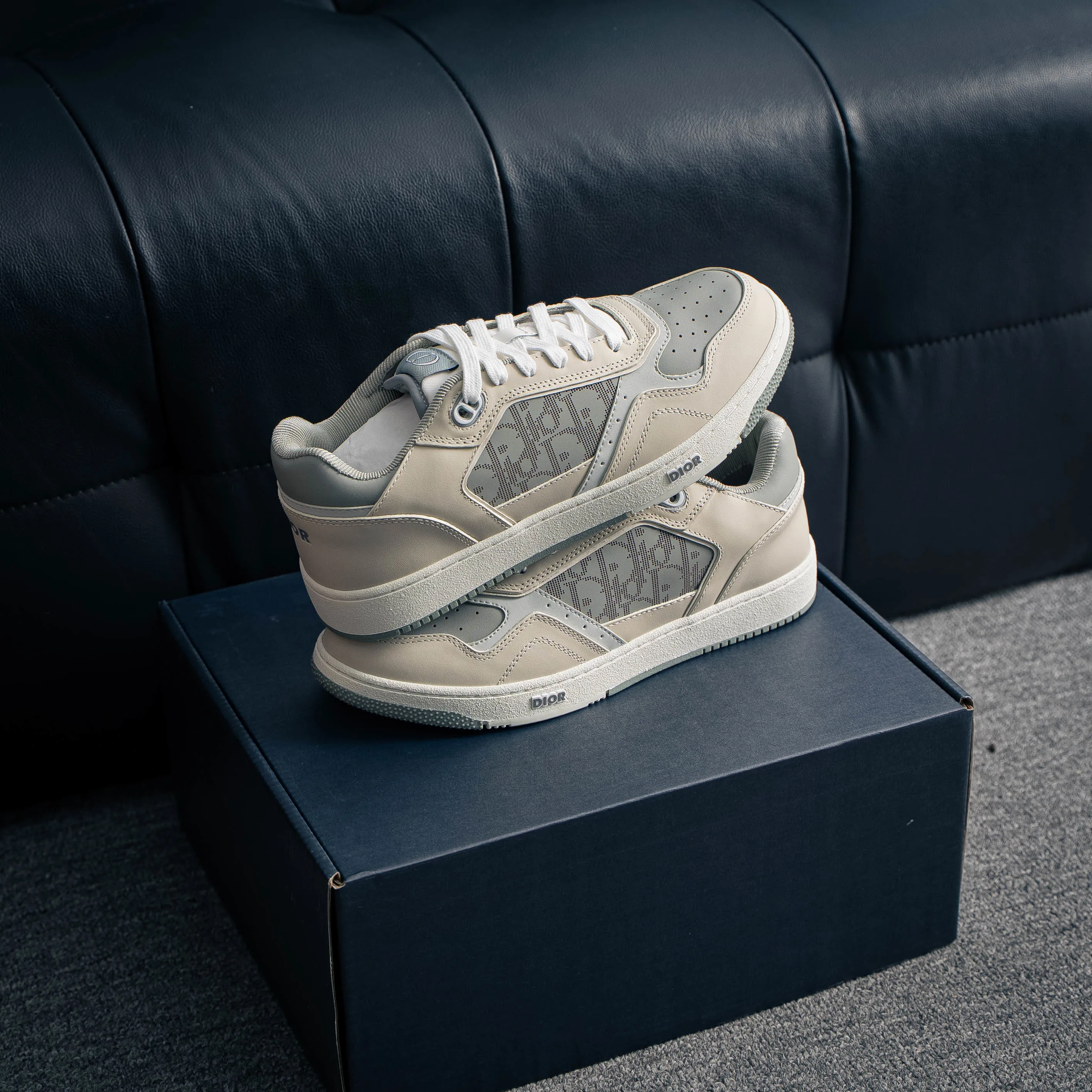 Dior B 27Series Sneakers Skate Shoes B 27 Low-Top Sneakers Series ， Dior Classic 。 White Gray Cowhide Leather ， White