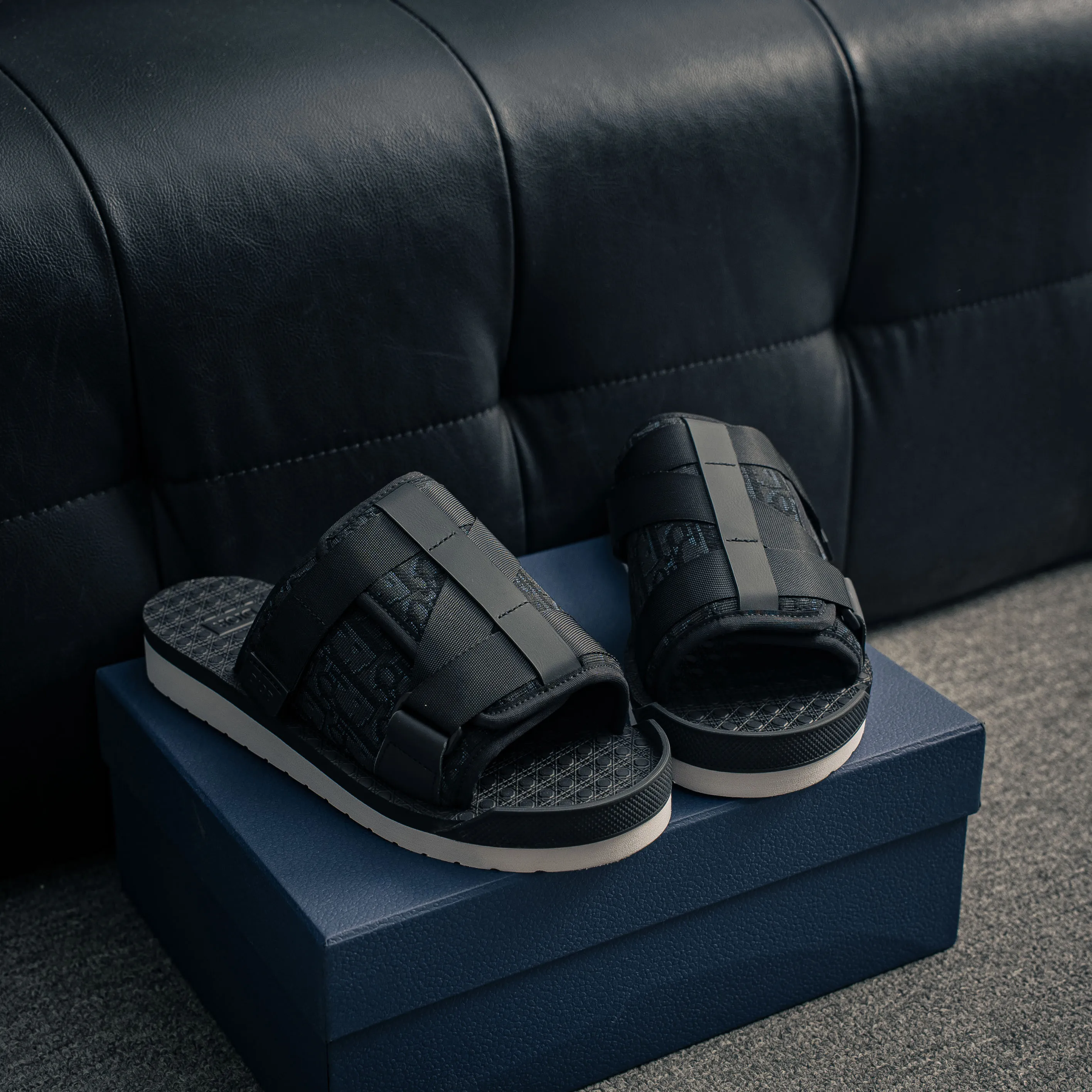 # DIOR Alpha Oblique Shoes， Alpha Series Shoes， 。Classic Oblique Retro ， ，