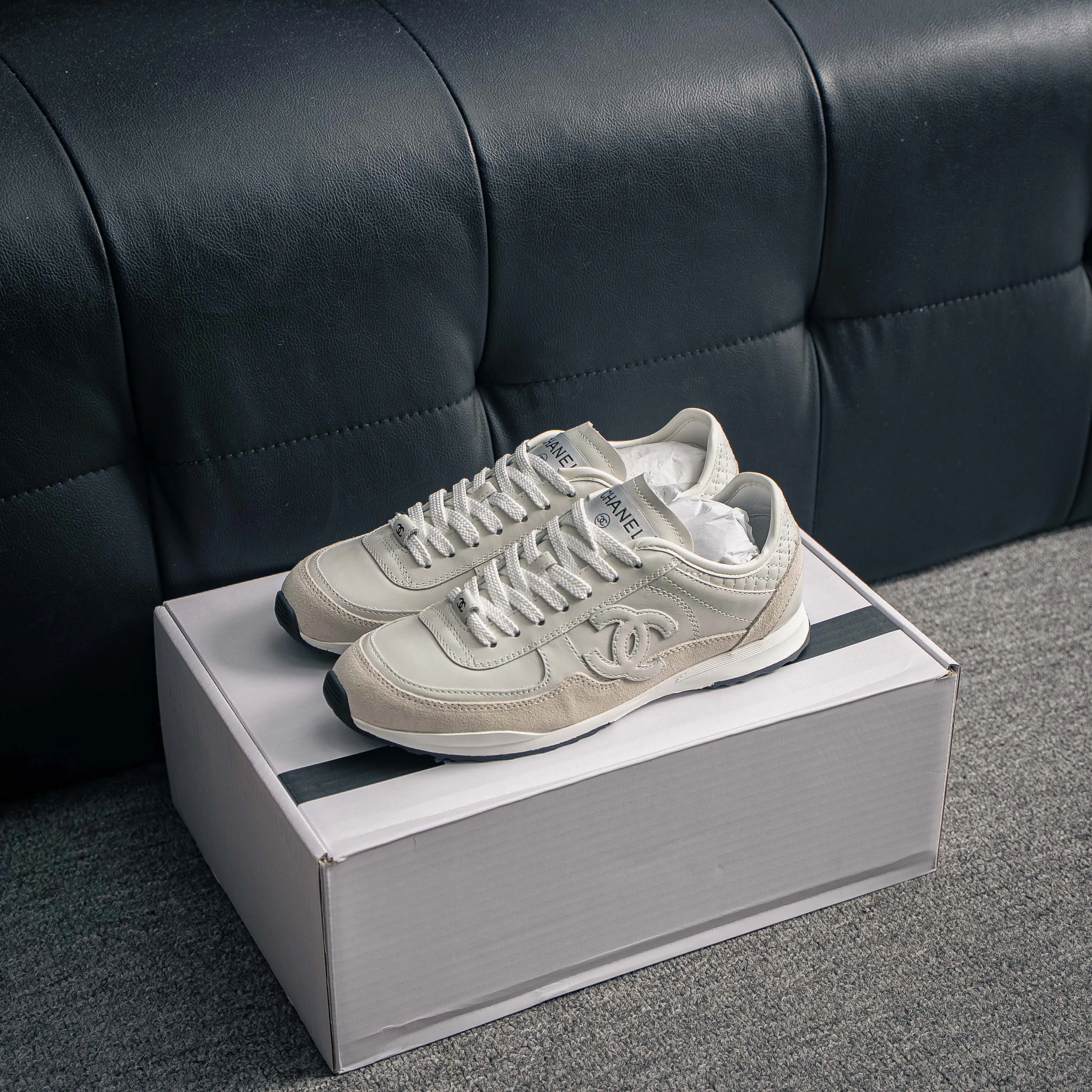 Dior B 27Series Sneakers Skate Shoes B 27 Low-Top Sneakers Series ， Dior Classic 。 White Gray Cowhide Leather ， White
