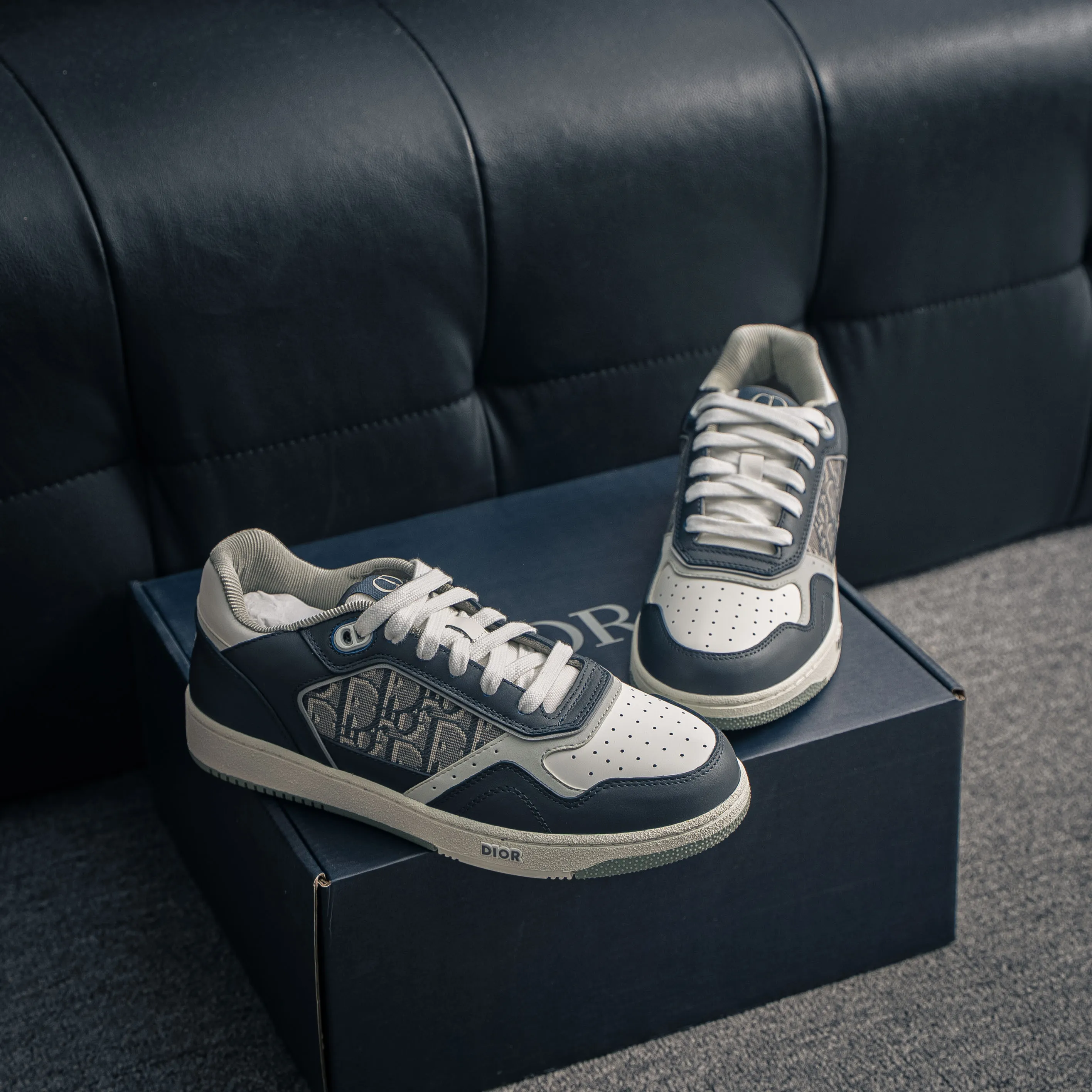 Dior B 27Series Sneakers Skate Shoes B 27 Low-Top Sneakers Series ， Dior Classic 。 White Gray Cowhide Leather ， White