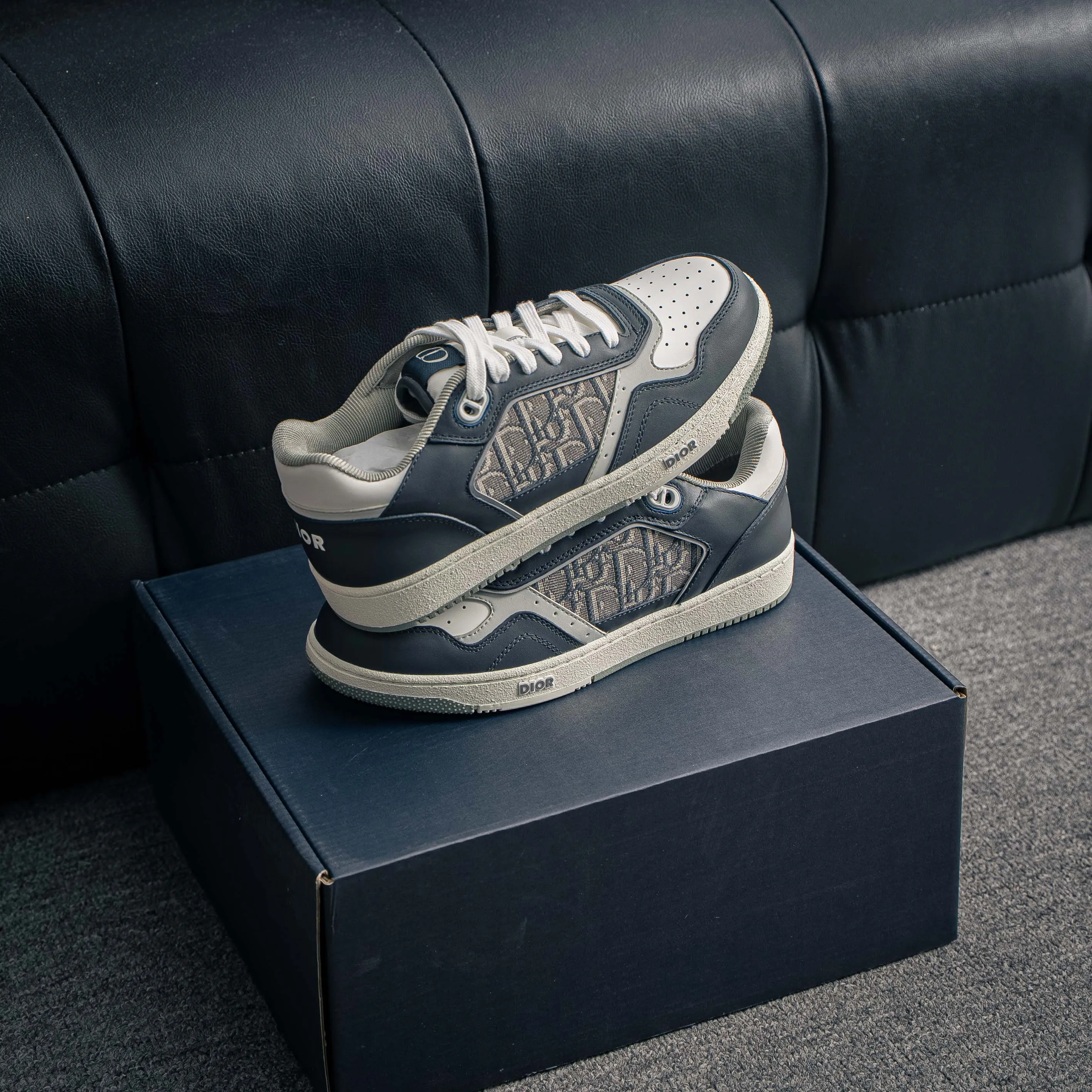 Dior B 27Series Sneakers Skate Shoes B 27 Low-Top Sneakers Series ， Dior Classic 。 White Gray Cowhide Leather ， White