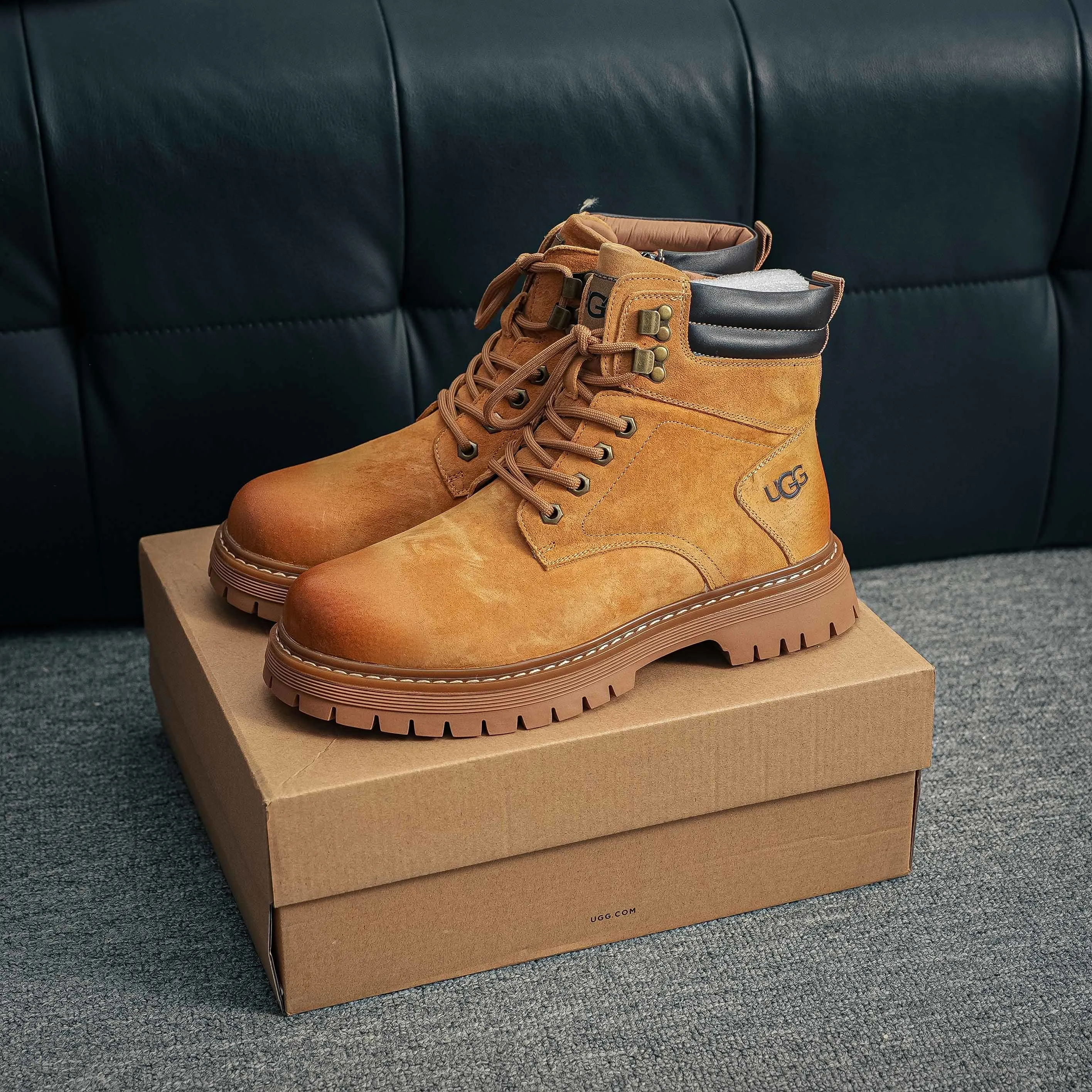 #UGG （ ） Mid-Top Martin Boots Series Quality New Arrival Cowhide Leather Shoes Cowhide Leather