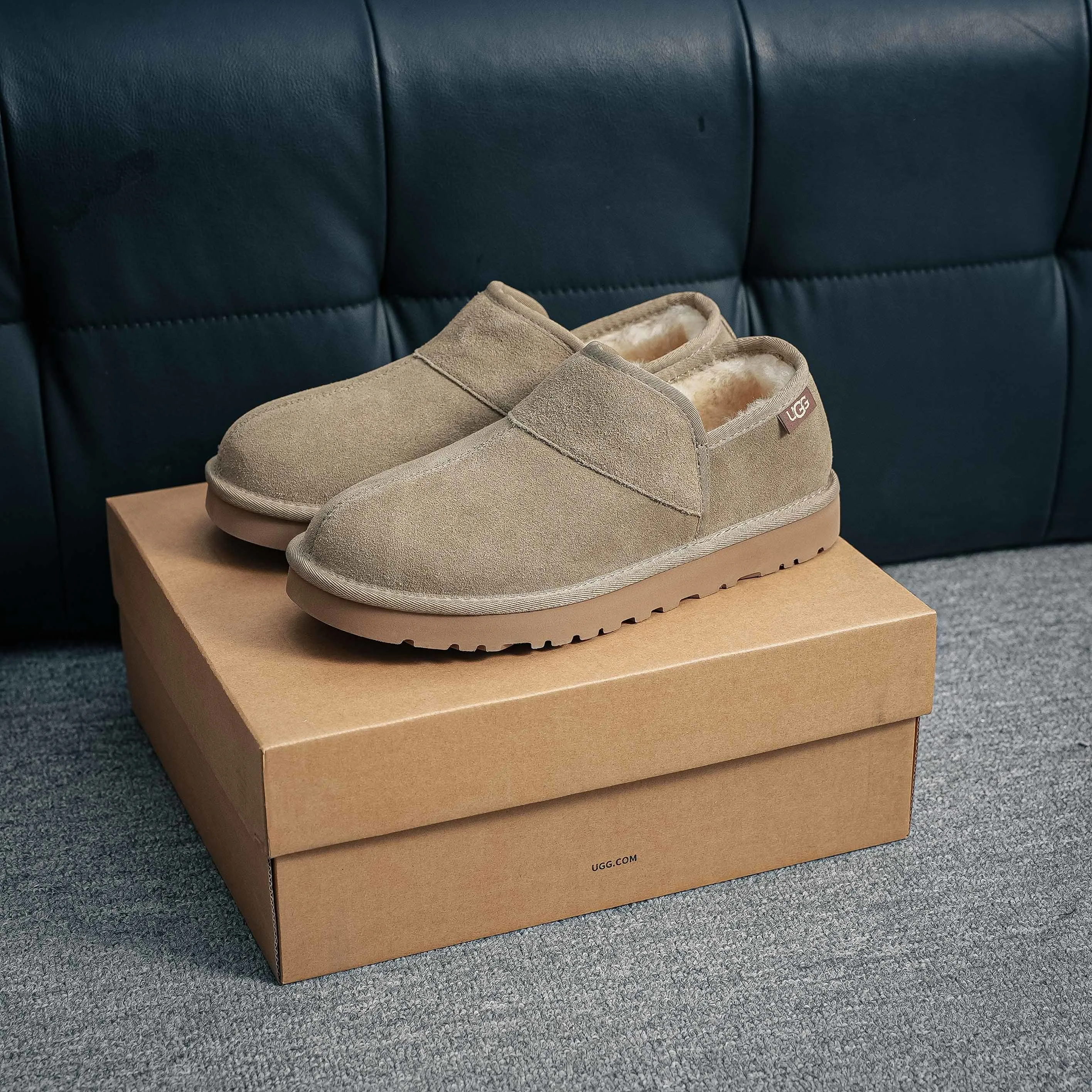 1138333 UGG Slip-On Shoes Slip-On Shoes Breathable Lightweight Non-Slip Versatile ！ Size：39 40 41 42 43 44