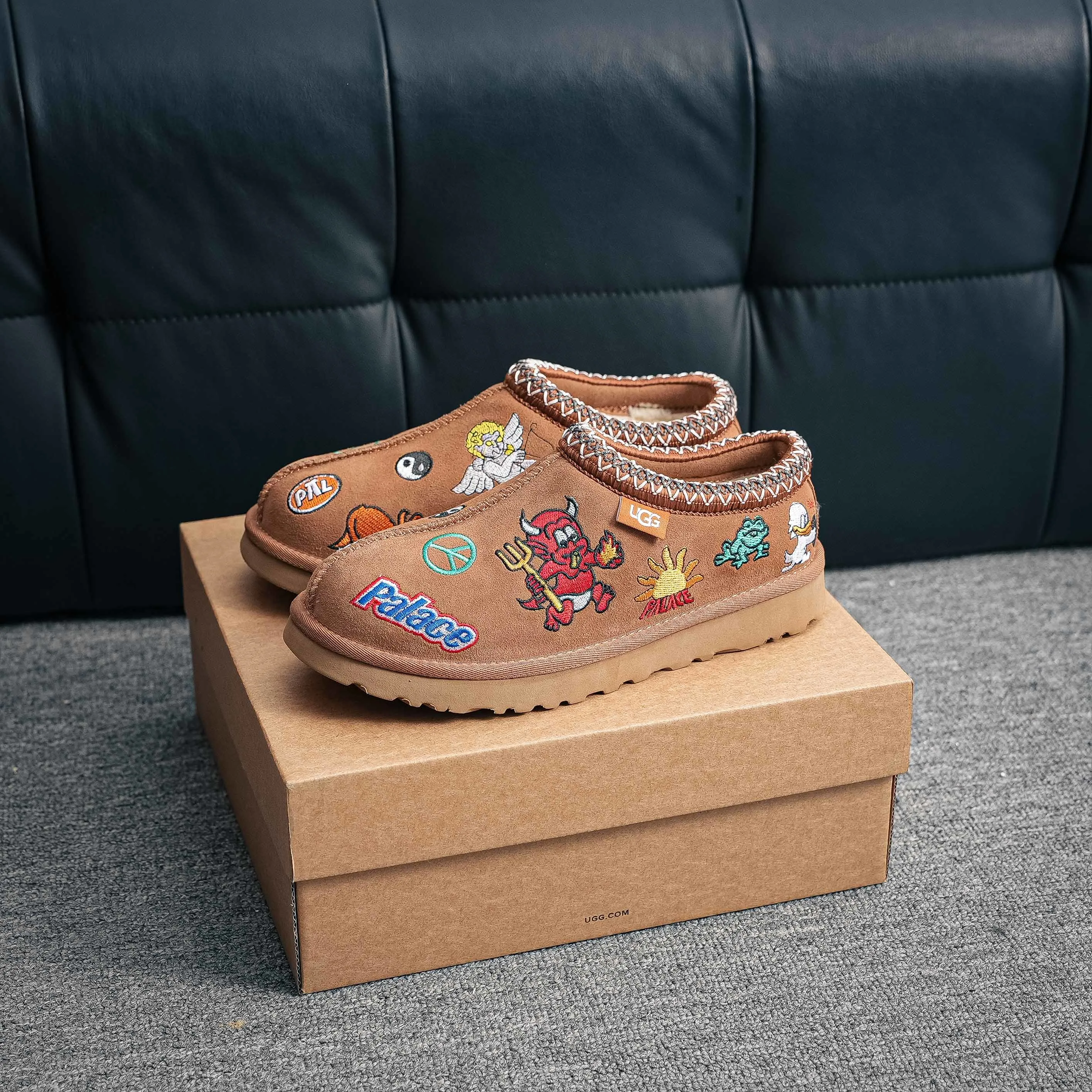 1157290 PALACE × UGG Tasman ：1157290 Size：35 36 37 38 39 40 yq/64806